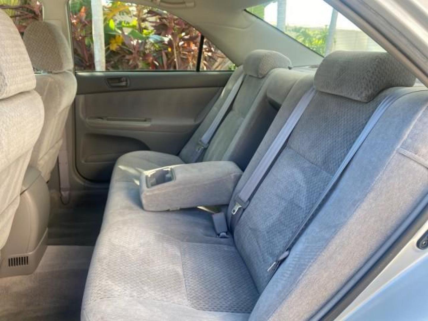 2002 Desert Sand Mica /Stone Toyota Camry LE LOW MILES 66,209 1 OWNER (4T1BE32K82U) with an 2.4L Twin-Cam EFI 16-Valve 4-Cyl Engine engine, Automatic transmission, located at 4701 North Dixie Hwy, Pompano Beach, FL, 33064, (954) 422-2889, 26.240938, -80.123474 - OUR WEBPAGE FLORIDACARS1.COM HAS OVER 100 PHOTOS AND FREE CARFAX LINK 2002 TOYOTA CAMRY LE AUTO ICE COLD AC VIN: 4T1BE32K82U112501 4 T 1 B E 3 2 K 8 2 U 1 1 2 5 0 1 SEDAN 4 DR 2.4L I4 F DOHC 16V GASOLINE 32 MPG FRONT WHEEL DRIVE Features ABS Brakes Air Conditioning AM/FM Stereo Automatic Transmissio - Photo#75