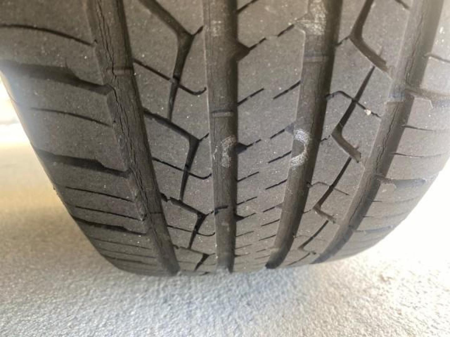 2002 Desert Sand Mica /Stone Toyota Camry LE LOW MILES 66,209 1 OWNER (4T1BE32K82U) with an 2.4L Twin-Cam EFI 16-Valve 4-Cyl Engine engine, Automatic transmission, located at 4701 North Dixie Hwy, Pompano Beach, FL, 33064, (954) 422-2889, 26.240938, -80.123474 - OUR WEBPAGE FLORIDACARS1.COM HAS OVER 100 PHOTOS AND FREE CARFAX LINK 2002 TOYOTA CAMRY LE AUTO ICE COLD AC VIN: 4T1BE32K82U112501 4 T 1 B E 3 2 K 8 2 U 1 1 2 5 0 1 SEDAN 4 DR 2.4L I4 F DOHC 16V GASOLINE 32 MPG FRONT WHEEL DRIVE Features ABS Brakes Air Conditioning AM/FM Stereo Automatic Transmissio - Photo#84