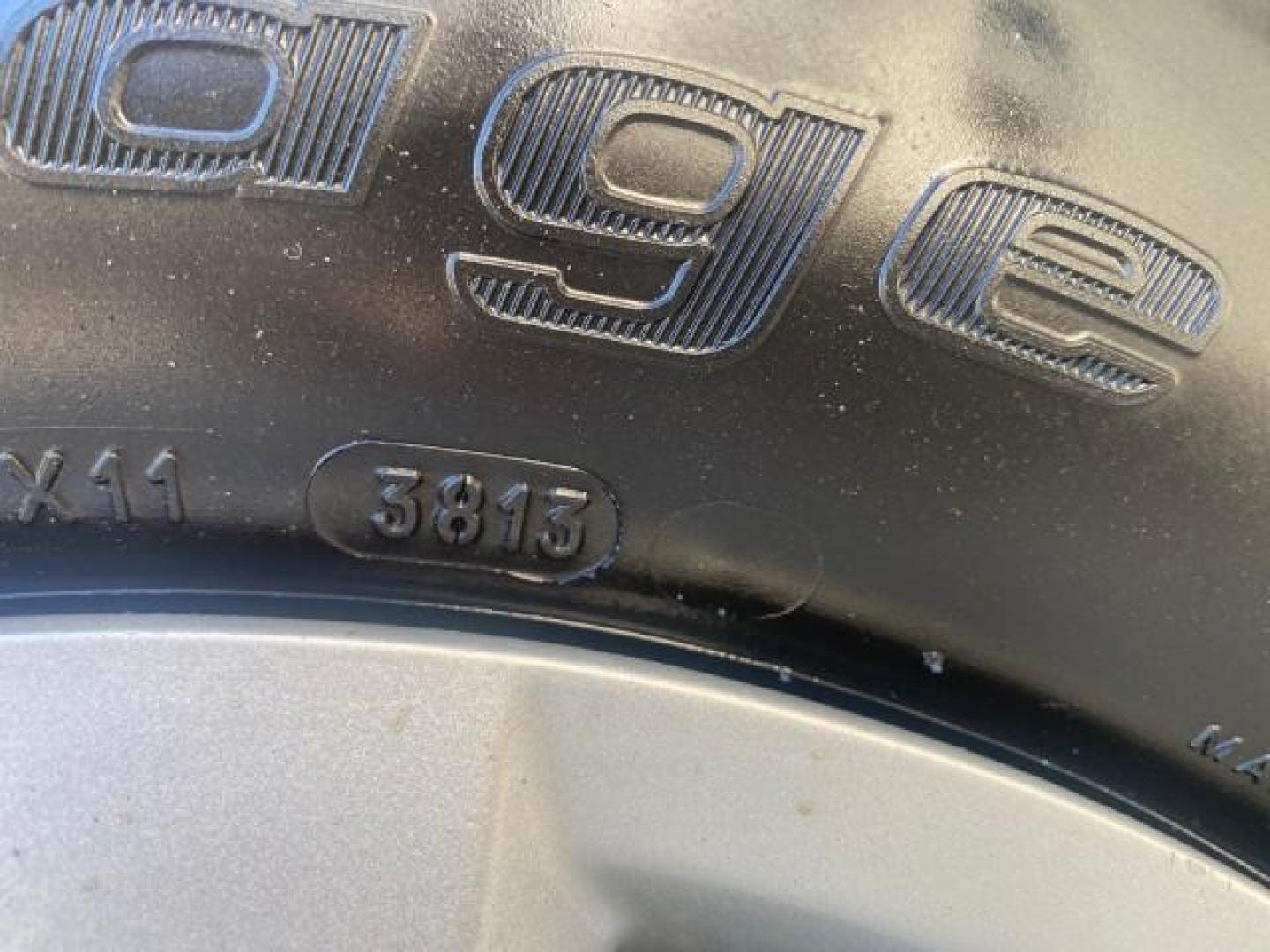 2002 Desert Sand Mica /Stone Toyota Camry LE LOW MILES 66,209 1 OWNER (4T1BE32K82U) with an 2.4L Twin-Cam EFI 16-Valve 4-Cyl Engine engine, Automatic transmission, located at 4701 North Dixie Hwy, Pompano Beach, FL, 33064, (954) 422-2889, 26.240938, -80.123474 - OUR WEBPAGE FLORIDACARS1.COM HAS OVER 100 PHOTOS AND FREE CARFAX LINK 2002 TOYOTA CAMRY LE AUTO ICE COLD AC VIN: 4T1BE32K82U112501 4 T 1 B E 3 2 K 8 2 U 1 1 2 5 0 1 SEDAN 4 DR 2.4L I4 F DOHC 16V GASOLINE 32 MPG FRONT WHEEL DRIVE Features ABS Brakes Air Conditioning AM/FM Stereo Automatic Transmissio - Photo#85