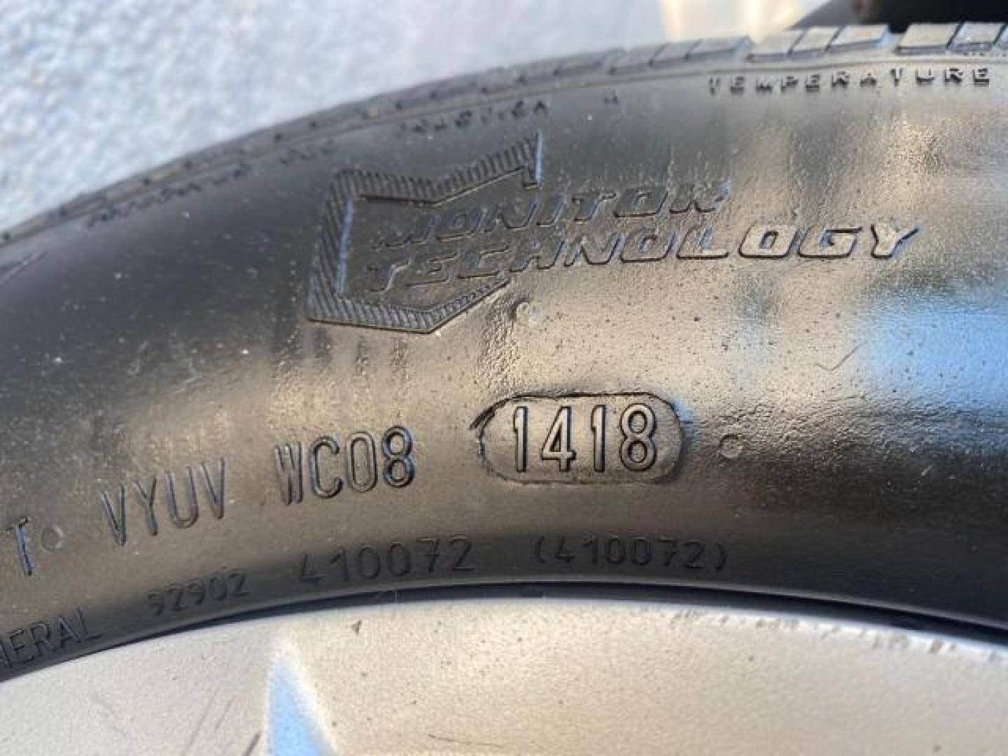 2004 Desert Sand Mica /Taupe Toyota Camry LE LOW MILES 25,414 ACTUAL (4T1BE32K04U) with an 2.4L DOHC MPFI Vvti 16-Valve 4-Cyl Engine engine, Automatic transmission, located at 4701 North Dixie Hwy, Pompano Beach, FL, 33064, (954) 422-2889, 26.240938, -80.123474 - OUR WEBPAGE FLORIDACARS1.COM HAS OVER 100 PHOTOS AND FREE CARFAX LINK 2004 TOYOTA CAMRY LE VIN: 4T1BE32K04U806344 4 T 1 B E 3 2 K 0 4 U 8 0 6 3 4 4 SEDAN 4 DR 2.4L I4 F DOHC 16V GASOLINE 32 MPG FRONT WHEEL DRIVE Features ABS Brakes Air Conditioning AM/FM Stereo Automatic Transmission Cassette Player - Photo#41