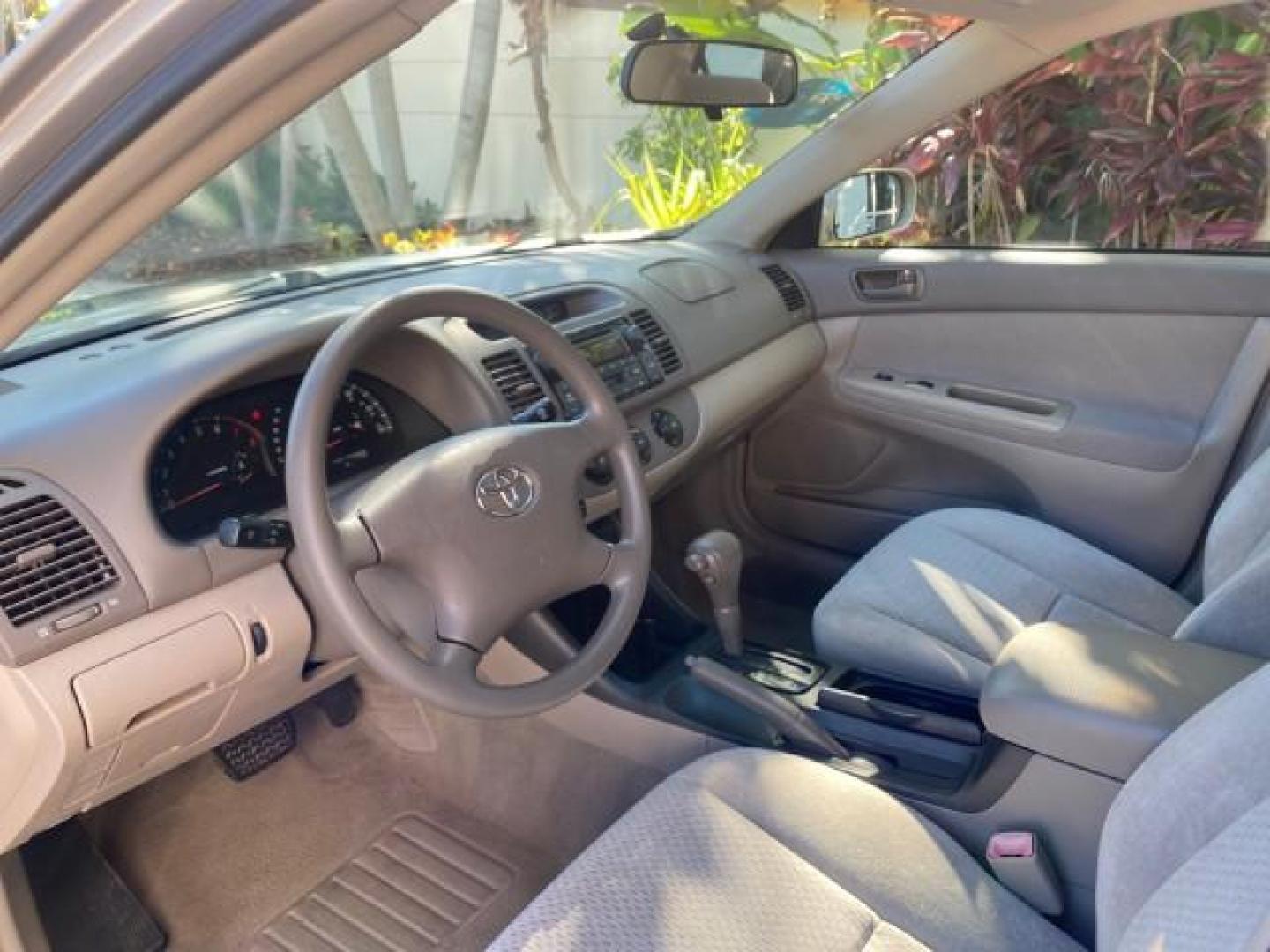 2004 Desert Sand Mica /Taupe Toyota Camry LE LOW MILES 25,414 ACTUAL (4T1BE32K04U) with an 2.4L DOHC MPFI Vvti 16-Valve 4-Cyl Engine engine, Automatic transmission, located at 4701 North Dixie Hwy, Pompano Beach, FL, 33064, (954) 422-2889, 26.240938, -80.123474 - OUR WEBPAGE FLORIDACARS1.COM HAS OVER 100 PHOTOS AND FREE CARFAX LINK 2004 TOYOTA CAMRY LE VIN: 4T1BE32K04U806344 4 T 1 B E 3 2 K 0 4 U 8 0 6 3 4 4 SEDAN 4 DR 2.4L I4 F DOHC 16V GASOLINE 32 MPG FRONT WHEEL DRIVE Features ABS Brakes Air Conditioning AM/FM Stereo Automatic Transmission Cassette Player - Photo#48