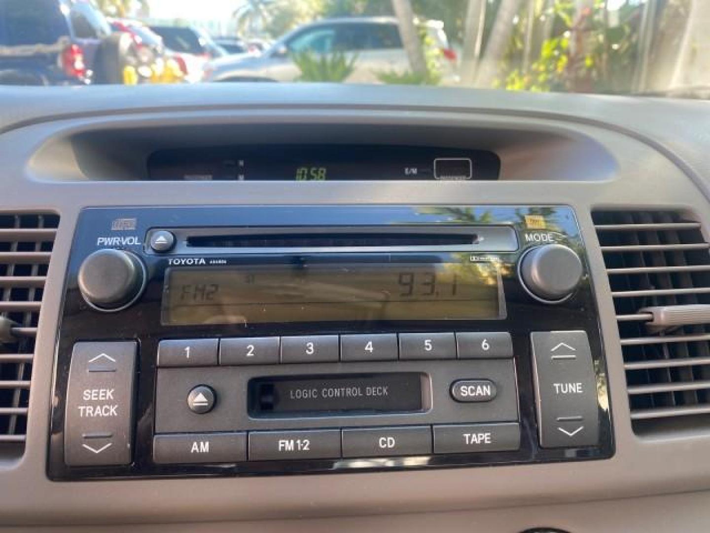 2004 Desert Sand Mica /Taupe Toyota Camry LE LOW MILES 25,414 ACTUAL (4T1BE32K04U) with an 2.4L DOHC MPFI Vvti 16-Valve 4-Cyl Engine engine, Automatic transmission, located at 4701 North Dixie Hwy, Pompano Beach, FL, 33064, (954) 422-2889, 26.240938, -80.123474 - OUR WEBPAGE FLORIDACARS1.COM HAS OVER 100 PHOTOS AND FREE CARFAX LINK 2004 TOYOTA CAMRY LE VIN: 4T1BE32K04U806344 4 T 1 B E 3 2 K 0 4 U 8 0 6 3 4 4 SEDAN 4 DR 2.4L I4 F DOHC 16V GASOLINE 32 MPG FRONT WHEEL DRIVE Features ABS Brakes Air Conditioning AM/FM Stereo Automatic Transmission Cassette Player - Photo#59