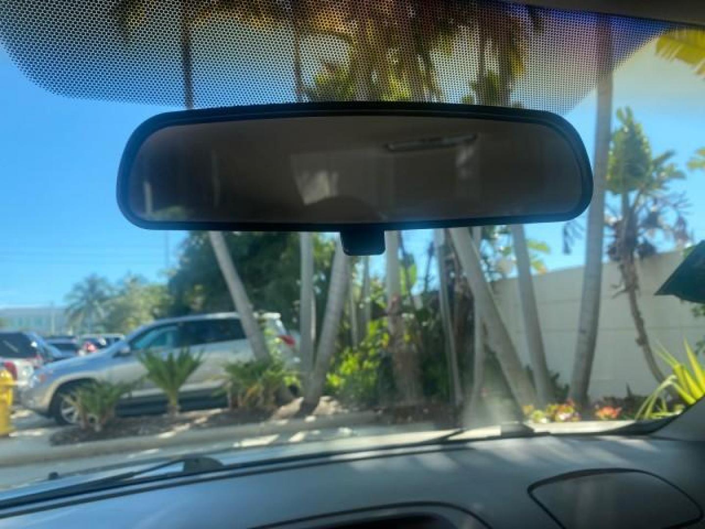 2004 Desert Sand Mica /Taupe Toyota Camry LE LOW MILES 25,414 ACTUAL (4T1BE32K04U) with an 2.4L DOHC MPFI Vvti 16-Valve 4-Cyl Engine engine, Automatic transmission, located at 4701 North Dixie Hwy, Pompano Beach, FL, 33064, (954) 422-2889, 26.240938, -80.123474 - OUR WEBPAGE FLORIDACARS1.COM HAS OVER 100 PHOTOS AND FREE CARFAX LINK 2004 TOYOTA CAMRY LE VIN: 4T1BE32K04U806344 4 T 1 B E 3 2 K 0 4 U 8 0 6 3 4 4 SEDAN 4 DR 2.4L I4 F DOHC 16V GASOLINE 32 MPG FRONT WHEEL DRIVE Features ABS Brakes Air Conditioning AM/FM Stereo Automatic Transmission Cassette Player - Photo#66