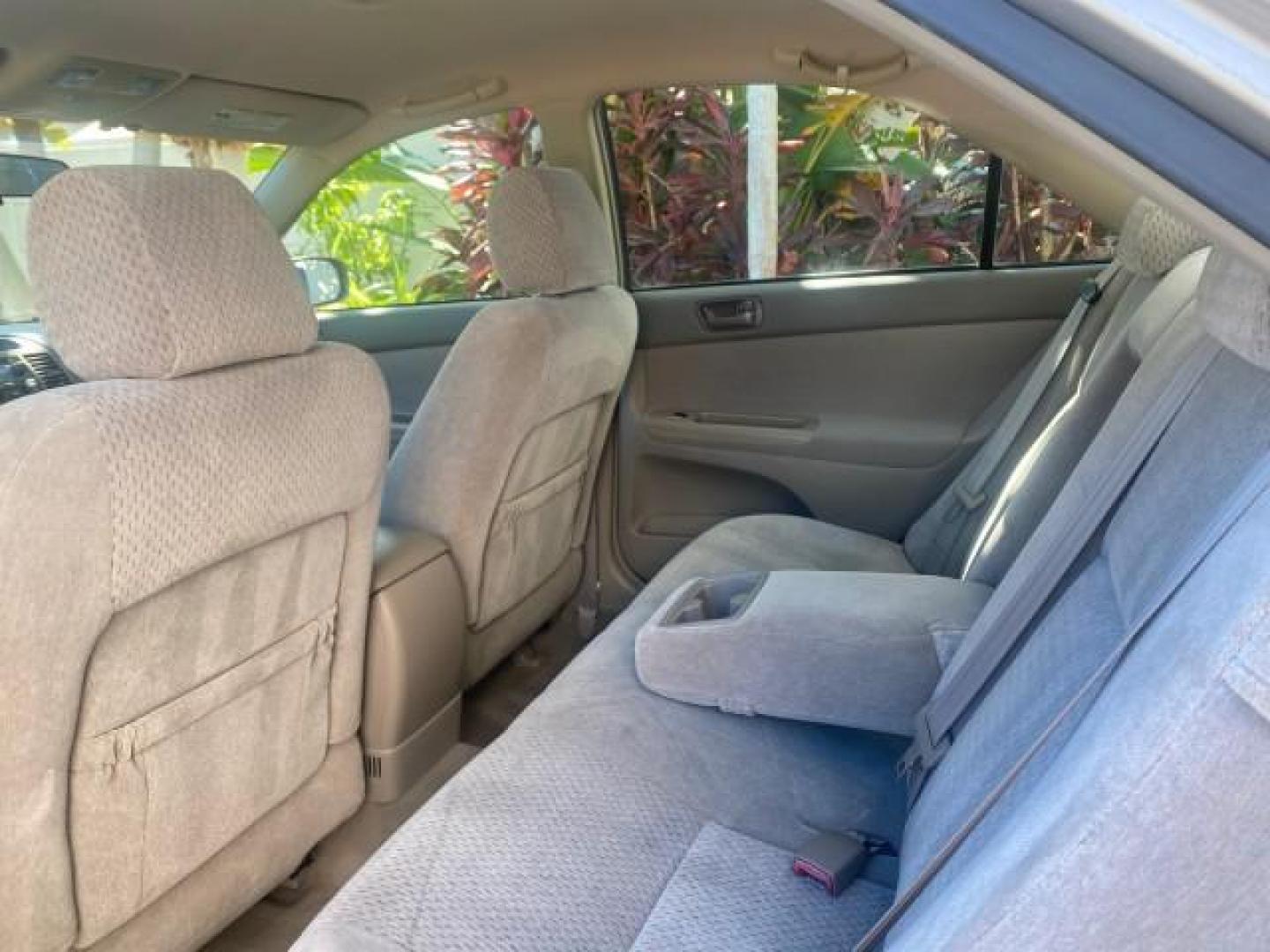 2004 Desert Sand Mica /Taupe Toyota Camry LE LOW MILES 25,414 ACTUAL (4T1BE32K04U) with an 2.4L DOHC MPFI Vvti 16-Valve 4-Cyl Engine engine, Automatic transmission, located at 4701 North Dixie Hwy, Pompano Beach, FL, 33064, (954) 422-2889, 26.240938, -80.123474 - OUR WEBPAGE FLORIDACARS1.COM HAS OVER 100 PHOTOS AND FREE CARFAX LINK 2004 TOYOTA CAMRY LE VIN: 4T1BE32K04U806344 4 T 1 B E 3 2 K 0 4 U 8 0 6 3 4 4 SEDAN 4 DR 2.4L I4 F DOHC 16V GASOLINE 32 MPG FRONT WHEEL DRIVE Features ABS Brakes Air Conditioning AM/FM Stereo Automatic Transmission Cassette Player - Photo#79