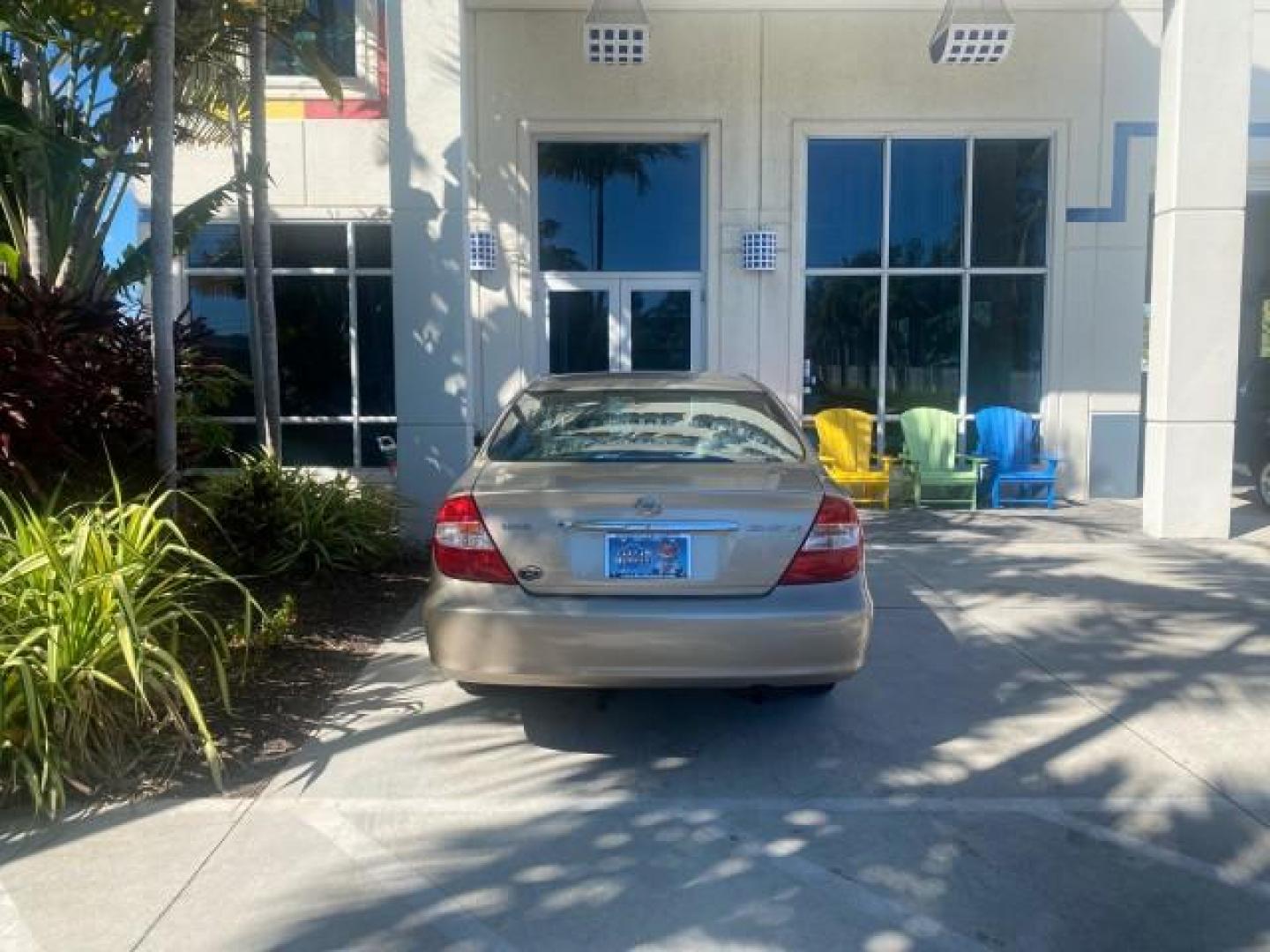 2004 Desert Sand Mica /Taupe Toyota Camry LE LOW MILES 25,414 ACTUAL (4T1BE32K04U) with an 2.4L DOHC MPFI Vvti 16-Valve 4-Cyl Engine engine, Automatic transmission, located at 4701 North Dixie Hwy, Pompano Beach, FL, 33064, (954) 422-2889, 26.240938, -80.123474 - OUR WEBPAGE FLORIDACARS1.COM HAS OVER 100 PHOTOS AND FREE CARFAX LINK 2004 TOYOTA CAMRY LE VIN: 4T1BE32K04U806344 4 T 1 B E 3 2 K 0 4 U 8 0 6 3 4 4 SEDAN 4 DR 2.4L I4 F DOHC 16V GASOLINE 32 MPG FRONT WHEEL DRIVE Features ABS Brakes Air Conditioning AM/FM Stereo Automatic Transmission Cassette Player - Photo#96