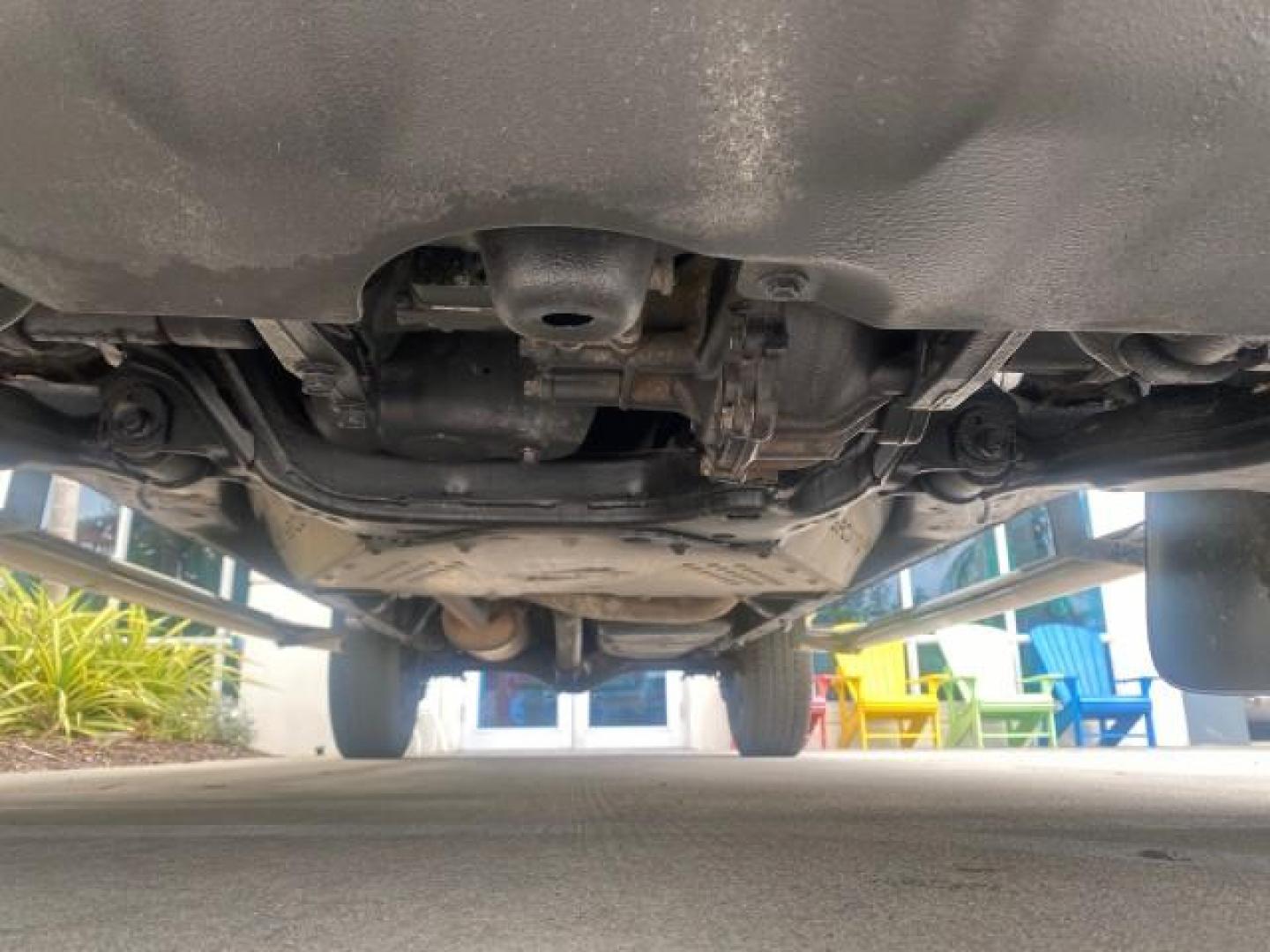 2006 Silver Streak Mica /Graphite Toyota Tacoma 1 OWNER 4WD CREW CAB (3TMMU52N46M) with an 4.0L DOHC EFI 24-Valve V6 VVT-i Engine engine, Automatic transmission, located at 4701 North Dixie Hwy, Pompano Beach, FL, 33064, (954) 422-2889, 26.240938, -80.123474 - OUR WEBPAGE FLORIDACARS1.COM HAS OVER 100 PHOTOS AND FREE CARFAX LINK 2006 TOYOTA TACOMA V6 4 DOOR CREW CAB VIN: 3TMMU52N46M001928 3 T M M U 5 2 N 4 6 M 0 0 1 9 2 8 CREW PICKUP 4.0L V6 F DOHC 24V GASOLINE 21 MPG REAR WHEEL DRIVE W/ 4X4 Features 4WD/AWD ABS Brakes Air Conditioning Alloy Wheels AM/FM - Photo#21