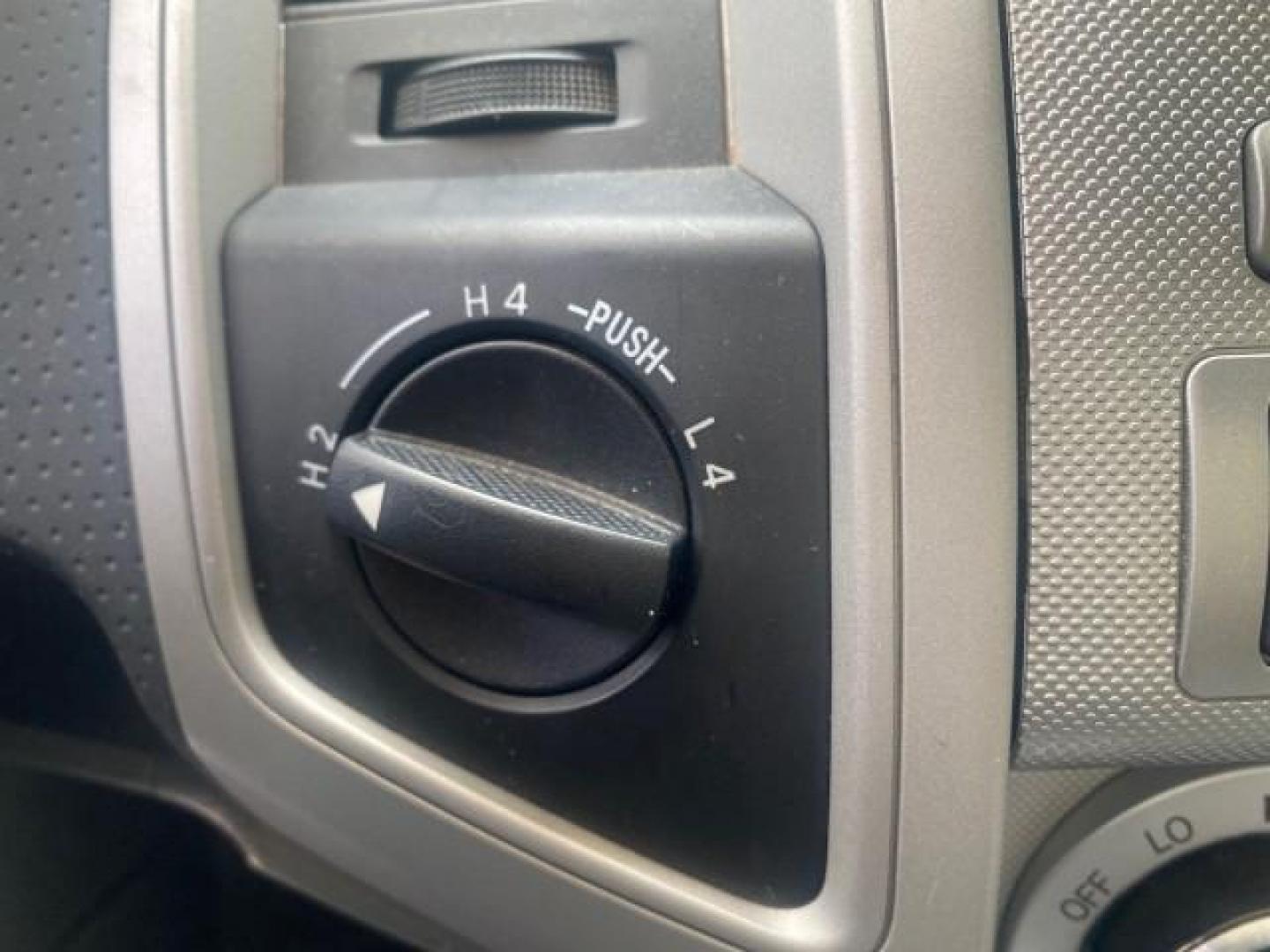 2006 Silver Streak Mica /Graphite Toyota Tacoma 1 OWNER 4WD CREW CAB (3TMMU52N46M) with an 4.0L DOHC EFI 24-Valve V6 VVT-i Engine engine, Automatic transmission, located at 4701 North Dixie Hwy, Pompano Beach, FL, 33064, (954) 422-2889, 26.240938, -80.123474 - OUR WEBPAGE FLORIDACARS1.COM HAS OVER 100 PHOTOS AND FREE CARFAX LINK 2006 TOYOTA TACOMA V6 4 DOOR CREW CAB VIN: 3TMMU52N46M001928 3 T M M U 5 2 N 4 6 M 0 0 1 9 2 8 CREW PICKUP 4.0L V6 F DOHC 24V GASOLINE 21 MPG REAR WHEEL DRIVE W/ 4X4 Features 4WD/AWD ABS Brakes Air Conditioning Alloy Wheels AM/FM - Photo#57