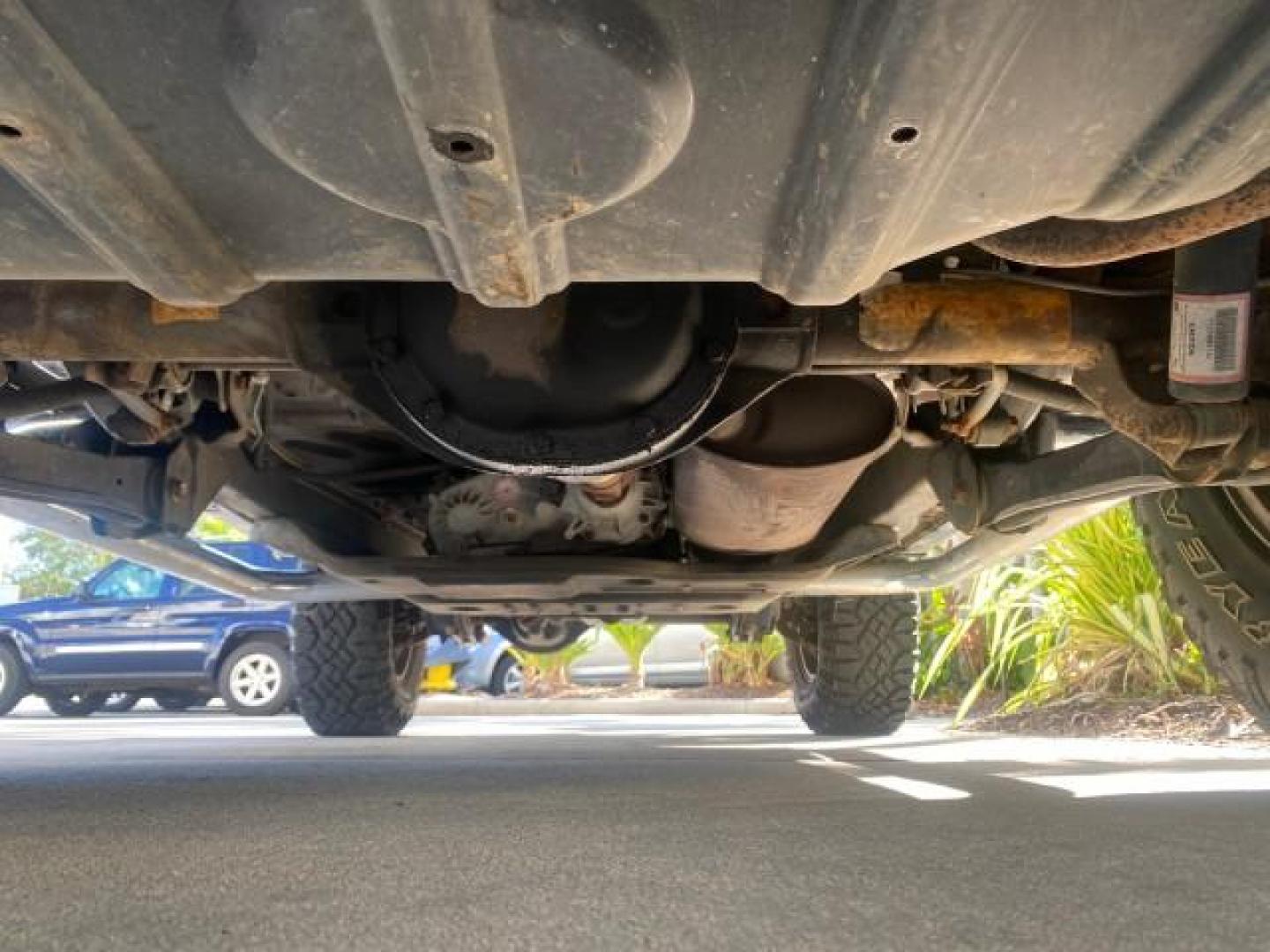 2001 Black /Agate Jeep Wrangler AUTO AC LOW MILES 77,760 HARD TOP (1J4FA49S61P) with an 4.0L SMFI I6 Power Tech Engine engine, Automatic transmission, located at 4701 North Dixie Hwy, Pompano Beach, FL, 33064, (954) 422-2889, 26.240938, -80.123474 - OUR WEBPAGE FLORIDACARS1.COM HAS OVER 100 PHOTOS AND FREE CARFAX LINK 2001 JEEP WRANGLER SPORT REMOVABLE HARD TOP VIN: 1J4FA49S61P364008 1 J 4 F A 4 9 S 6 1 P 3 6 4 0 0 8 UTILITY (BLAZER, JIMMY, SCOUT, ETC.) 4.0L I6 F GASOLINE REAR WHEEL DRIVE W/ 4X4 Features 4WD/AWD Air Conditioning Alloy Wheels AM - Photo#22