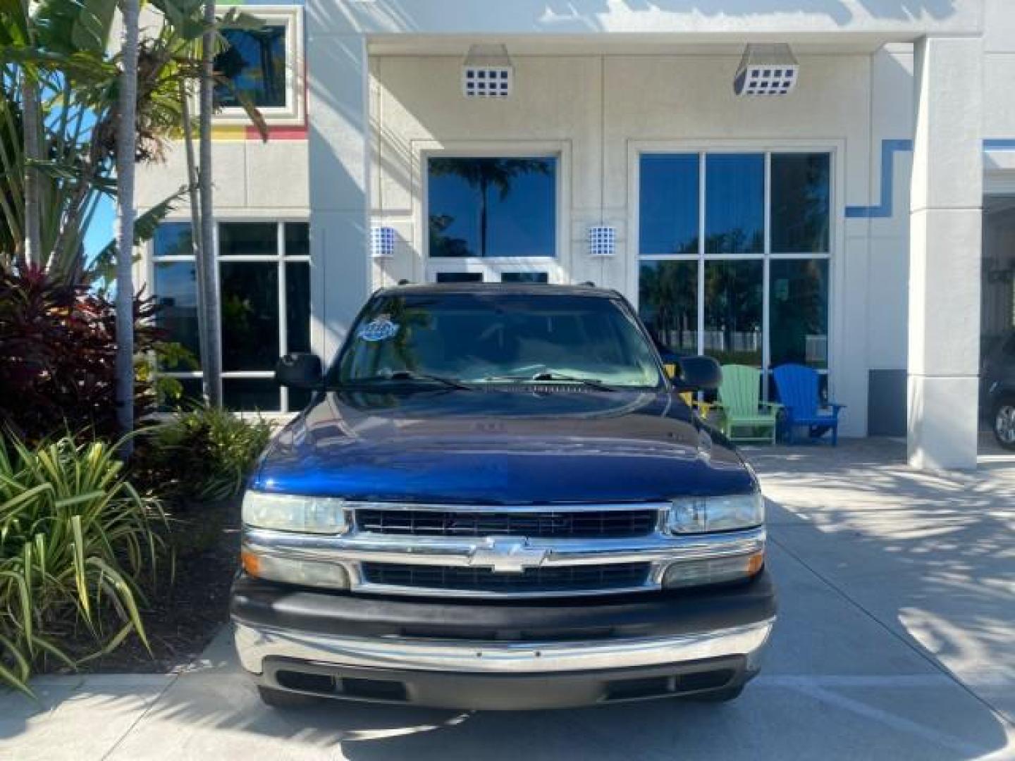 2003 Indigo Blue Metallic /Tan/Neutral Chevrolet Suburban LT 1 OWNER NO ACCIDENTS (1GNEC16Z13R) with an 5.3L Vortec 5300 V8 SFI Bi-Fuel Engine engine, Automatic transmission, located at 4701 North Dixie Hwy, Pompano Beach, FL, 33064, (954) 422-2889, 26.240938, -80.123474 - OUR WEBPAGE FLORIDACARS1.COM HAS OVER 100 PHOTOS AND FREE CARFAX LINK 2003 CHEVROLET SUBURBAN 1500 LS VIN: 1GNEC16Z13R307421 1 G N E C 1 6 Z 1 3 R 3 0 7 4 2 1 4 DOOR WAGON/SPORT UTILITY 5.3L V8 F FLEX FUEL 18 MPG REAR WHEEL DRIVE Features ABS Brakes Air Conditioning Alloy Wheels AM/FM Stereo Automat - Photo#28
