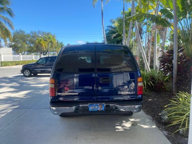 2003 Indigo Blue Metallic /Tan/Neutral Chevrolet Suburban LT 1 OWNER NO ACCIDENTS (1GNEC16Z13R) with an 5.3L Vortec 5300 V8 SFI Bi-Fuel Engine engine, Automatic transmission, located at 4701 North Dixie Hwy, Pompano Beach, FL, 33064, (954) 422-2889, 26.240938, -80.123474 - OUR WEBPAGE FLORIDACARS1.COM HAS OVER 100 PHOTOS AND FREE CARFAX LINK 2003 CHEVROLET SUBURBAN 1500 LS VIN: 1GNEC16Z13R307421 1 G N E C 1 6 Z 1 3 R 3 0 7 4 2 1 4 DOOR WAGON/SPORT UTILITY 5.3L V8 F FLEX FUEL 18 MPG REAR WHEEL DRIVE Features ABS Brakes Air Conditioning Alloy Wheels AM/FM Stereo Automat - Photo#35
