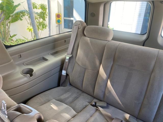 2003 Indigo Blue Metallic /Tan/Neutral Chevrolet Suburban LT 1 OWNER NO ACCIDENTS (1GNEC16Z13R) with an 5.3L Vortec 5300 V8 SFI Bi-Fuel Engine engine, Automatic transmission, located at 4701 North Dixie Hwy, Pompano Beach, FL, 33064, (954) 422-2889, 26.240938, -80.123474 - OUR WEBPAGE FLORIDACARS1.COM HAS OVER 100 PHOTOS AND FREE CARFAX LINK 2003 CHEVROLET SUBURBAN 1500 LS VIN: 1GNEC16Z13R307421 1 G N E C 1 6 Z 1 3 R 3 0 7 4 2 1 4 DOOR WAGON/SPORT UTILITY 5.3L V8 F FLEX FUEL 18 MPG REAR WHEEL DRIVE Features ABS Brakes Air Conditioning Alloy Wheels AM/FM Stereo Automat - Photo#80