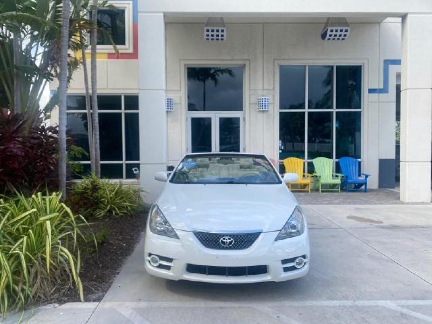 2007 Blizzard Pearl /Ivory Toyota Camry Solara SLE LOW MILES 67,647 (4T1FA38P37U) with an 3.3L DOHC SMPI VVT-i 24-Valve V6 Engine engine, Automatic transmission, located at 4701 North Dixie Hwy, Pompano Beach, FL, 33064, (954) 422-2889, 26.240938, -80.123474 - OUR WEBPAGE FLORIDACARS1.COM HAS OVER 100 PHOTOS AND FREE CARFAX LINK 2007 TOYOTA CAMRY SOLARA SLE V6 VIN: 4T1FA38P37U115572 4 T 1 F A 3 8 P 3 7 U 1 1 5 5 7 2 CONVERTIBLE 3.3L V6 F DOHC 24V GASOLINE 29 MPG FRONT WHEEL DRIVE Features ABS Brakes Air Conditioning Alloy Wheels AM/FM Stereo Automatic Tra - Photo#29
