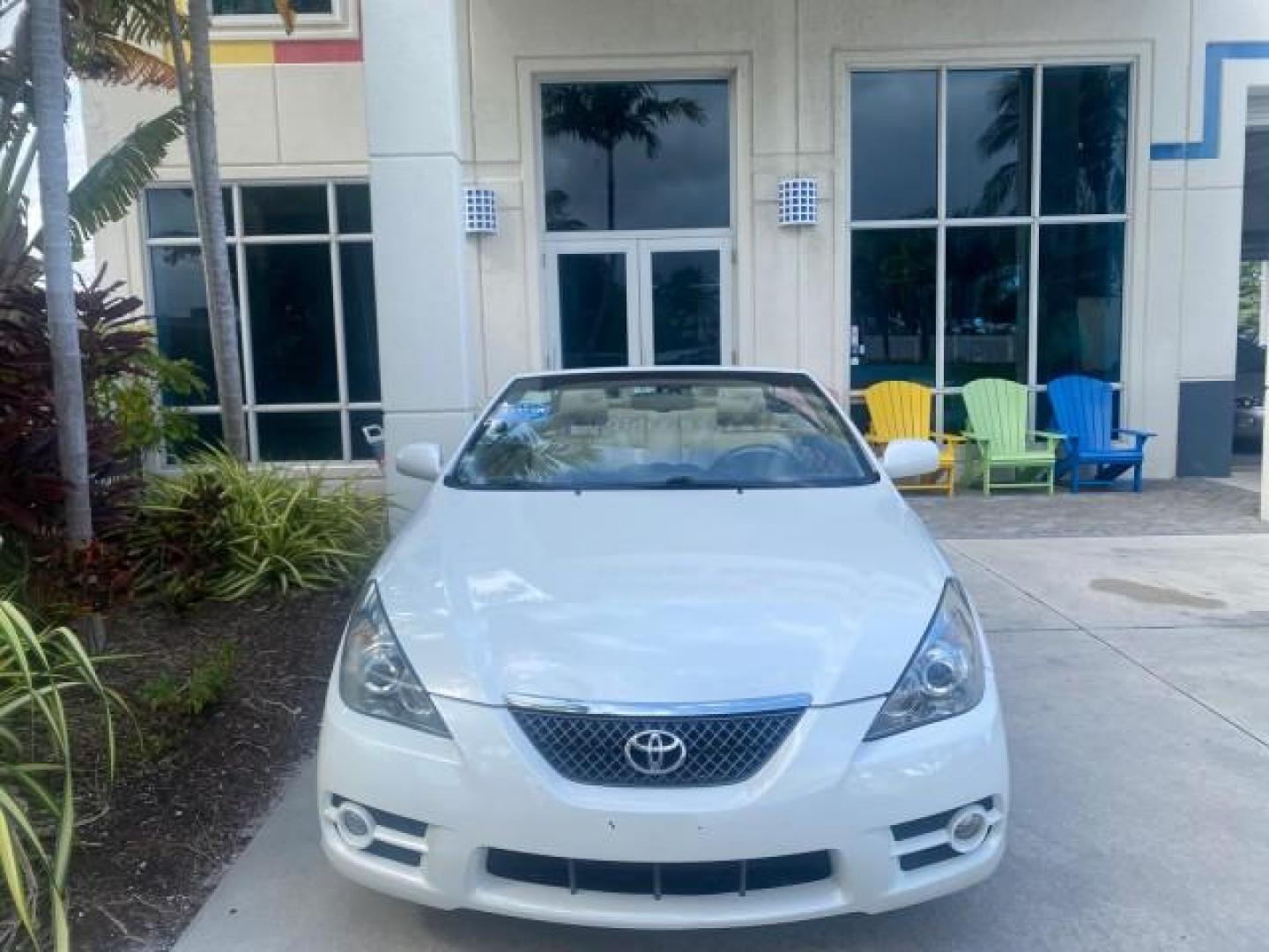 2007 Blizzard Pearl /Ivory Toyota Camry Solara SLE LOW MILES 67,647 (4T1FA38P37U) with an 3.3L DOHC SMPI VVT-i 24-Valve V6 Engine engine, Automatic transmission, located at 4701 North Dixie Hwy, Pompano Beach, FL, 33064, (954) 422-2889, 26.240938, -80.123474 - OUR WEBPAGE FLORIDACARS1.COM HAS OVER 100 PHOTOS AND FREE CARFAX LINK 2007 TOYOTA CAMRY SOLARA SLE V6 VIN: 4T1FA38P37U115572 4 T 1 F A 3 8 P 3 7 U 1 1 5 5 7 2 CONVERTIBLE 3.3L V6 F DOHC 24V GASOLINE 29 MPG FRONT WHEEL DRIVE Features ABS Brakes Air Conditioning Alloy Wheels AM/FM Stereo Automatic Tra - Photo#31