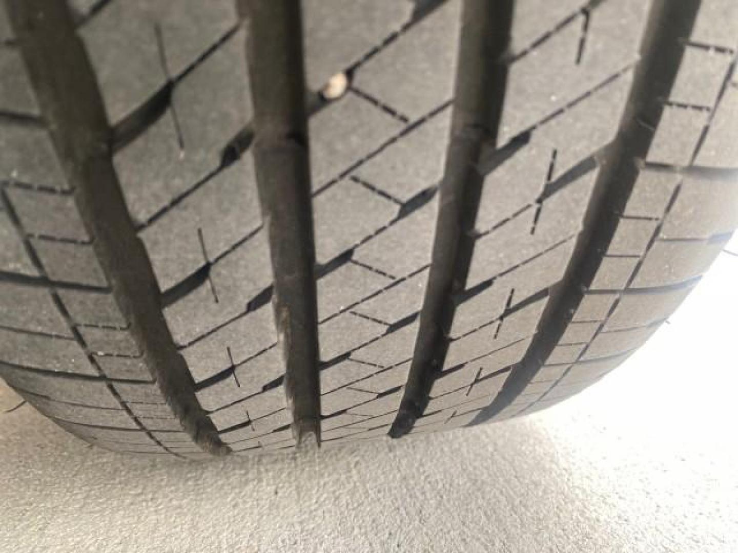 2007 Blizzard Pearl /Ivory Toyota Camry Solara SLE LOW MILES 67,647 (4T1FA38P37U) with an 3.3L DOHC SMPI VVT-i 24-Valve V6 Engine engine, Automatic transmission, located at 4701 North Dixie Hwy, Pompano Beach, FL, 33064, (954) 422-2889, 26.240938, -80.123474 - OUR WEBPAGE FLORIDACARS1.COM HAS OVER 100 PHOTOS AND FREE CARFAX LINK 2007 TOYOTA CAMRY SOLARA SLE V6 VIN: 4T1FA38P37U115572 4 T 1 F A 3 8 P 3 7 U 1 1 5 5 7 2 CONVERTIBLE 3.3L V6 F DOHC 24V GASOLINE 29 MPG FRONT WHEEL DRIVE Features ABS Brakes Air Conditioning Alloy Wheels AM/FM Stereo Automatic Tra - Photo#96