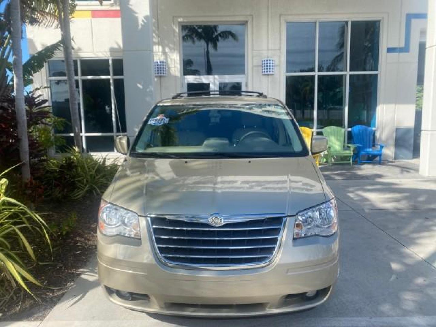 2010 White Gold /Medium pebble beige/cream Chrysler Town and Country Touring LOW MILES 33,692 1 OWNER (2A4RR5D1XAR) with an 3.8L OHV SMPI V6 Engine engine, Automatic transmission, located at 4701 North Dixie Hwy, Pompano Beach, FL, 33064, (954) 422-2889, 26.240938, -80.123474 - OUR WEBPAGE FLORIDACARS1.COM HAS OVER 100 PHOTOS AND FREE CARFAX LINK 2010 CHRYSLER TOWN AND COUNTRY TOURING VIN: 2A4RR5D1XAR392905 2 A 4 R R 5 D 1 X A R 3 9 2 9 0 5 VAN 3.8L V6 F OHV 12V GASOLINE 23 MPG FRONT WHEEL DRIVE Features ABS Brakes Air Conditioning Alloy Wheels AM/FM Stereo Automatic Trans - Photo#28