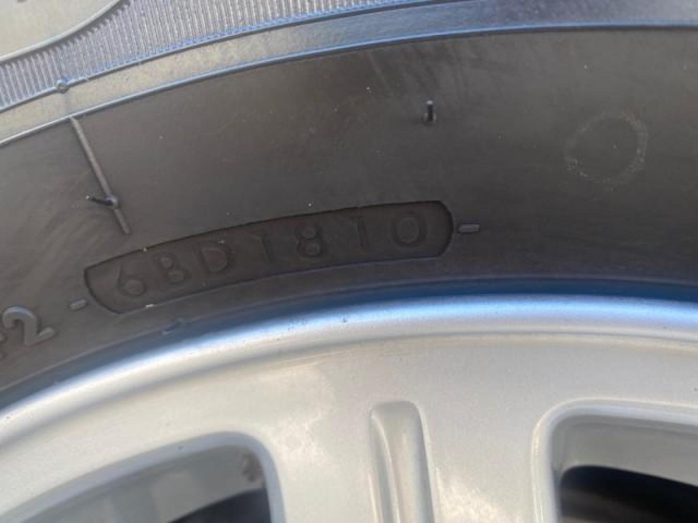 2010 White Gold /Medium pebble beige/cream Chrysler Town and Country Touring LOW MILES 33,692 1 OWNER (2A4RR5D1XAR) with an 3.8L OHV SMPI V6 Engine engine, Automatic transmission, located at 4701 North Dixie Hwy, Pompano Beach, FL, 33064, (954) 422-2889, 26.240938, -80.123474 - OUR WEBPAGE FLORIDACARS1.COM HAS OVER 100 PHOTOS AND FREE CARFAX LINK 2010 CHRYSLER TOWN AND COUNTRY TOURING VIN: 2A4RR5D1XAR392905 2 A 4 R R 5 D 1 X A R 3 9 2 9 0 5 VAN 3.8L V6 F OHV 12V GASOLINE 23 MPG FRONT WHEEL DRIVE Features ABS Brakes Air Conditioning Alloy Wheels AM/FM Stereo Automatic Trans - Photo#86