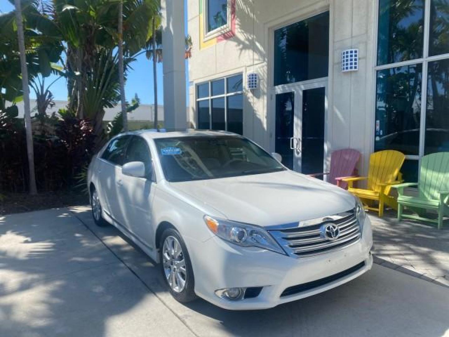 2011 Blizzard Pearl /Light Gray Toyota Avalon LOW MILES 75,626 40 SERVICES (4T1BK3DB4BU) with an 3.5L DOHC EFI 24-Valve V6 Engine engine, Automatic transmission, located at 4701 North Dixie Hwy, Pompano Beach, FL, 33064, (954) 422-2889, 26.240938, -80.123474 - OUR WEBPAGE FLORIDACARS1.COM HAS OVER 100 PHOTOS AND FREE CARFAX LINK 2011 TOYOTA AVALON LIMITED VIN: 4T1BK3DB4BU383335 4 T 1 B K 3 D B 4 B U 3 8 3 3 3 5 SEDAN 4 DR 3.5L V6 F DOHC 24V GASOLINE 29 MPG FRONT WHEEL DRIVE Features ABS Brakes Air Conditioning Alloy Wheels AM/FM Stereo Automatic Transmiss - Photo#1