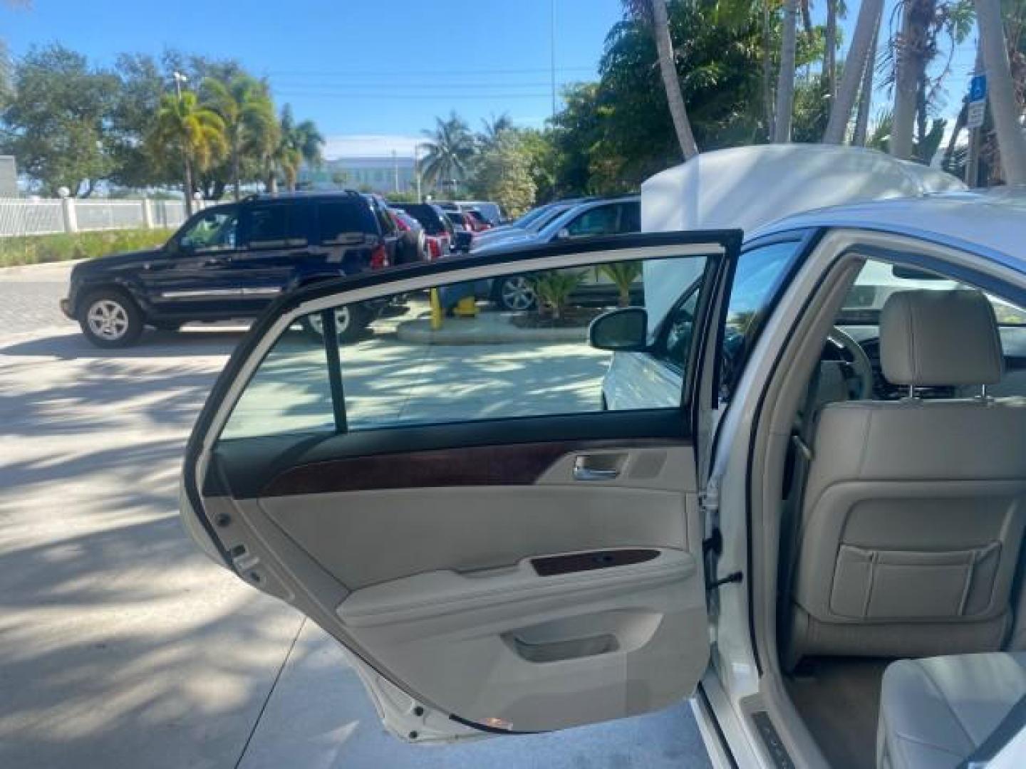 2011 Blizzard Pearl /Light Gray Toyota Avalon LOW MILES 75,626 40 SERVICES (4T1BK3DB4BU) with an 3.5L DOHC EFI 24-Valve V6 Engine engine, Automatic transmission, located at 4701 North Dixie Hwy, Pompano Beach, FL, 33064, (954) 422-2889, 26.240938, -80.123474 - OUR WEBPAGE FLORIDACARS1.COM HAS OVER 100 PHOTOS AND FREE CARFAX LINK 2011 TOYOTA AVALON LIMITED VIN: 4T1BK3DB4BU383335 4 T 1 B K 3 D B 4 B U 3 8 3 3 3 5 SEDAN 4 DR 3.5L V6 F DOHC 24V GASOLINE 29 MPG FRONT WHEEL DRIVE Features ABS Brakes Air Conditioning Alloy Wheels AM/FM Stereo Automatic Transmiss - Photo#13