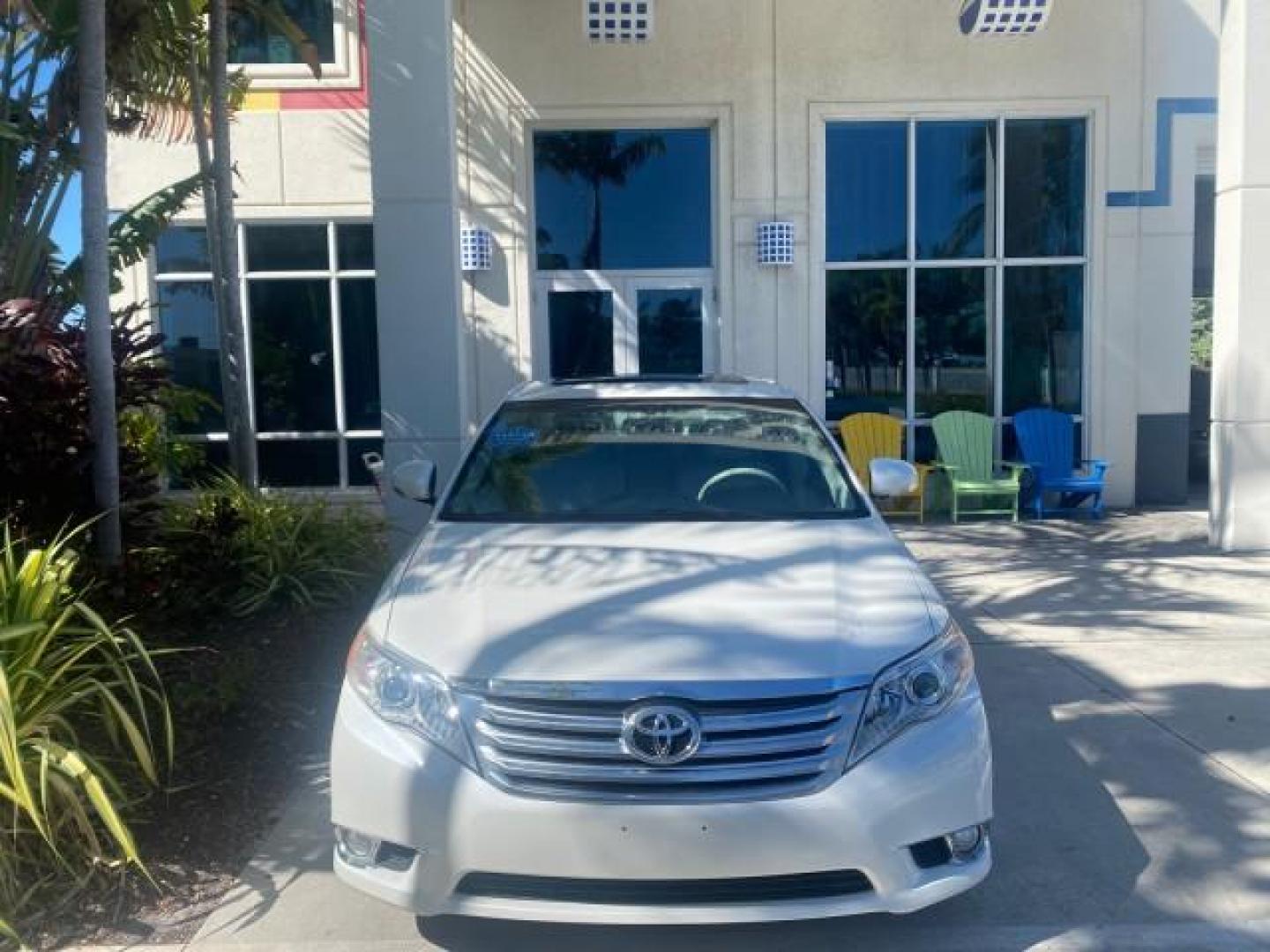 2011 Blizzard Pearl /Light Gray Toyota Avalon LOW MILES 75,626 40 SERVICES (4T1BK3DB4BU) with an 3.5L DOHC EFI 24-Valve V6 Engine engine, Automatic transmission, located at 4701 North Dixie Hwy, Pompano Beach, FL, 33064, (954) 422-2889, 26.240938, -80.123474 - OUR WEBPAGE FLORIDACARS1.COM HAS OVER 100 PHOTOS AND FREE CARFAX LINK 2011 TOYOTA AVALON LIMITED VIN: 4T1BK3DB4BU383335 4 T 1 B K 3 D B 4 B U 3 8 3 3 3 5 SEDAN 4 DR 3.5L V6 F DOHC 24V GASOLINE 29 MPG FRONT WHEEL DRIVE Features ABS Brakes Air Conditioning Alloy Wheels AM/FM Stereo Automatic Transmiss - Photo#28