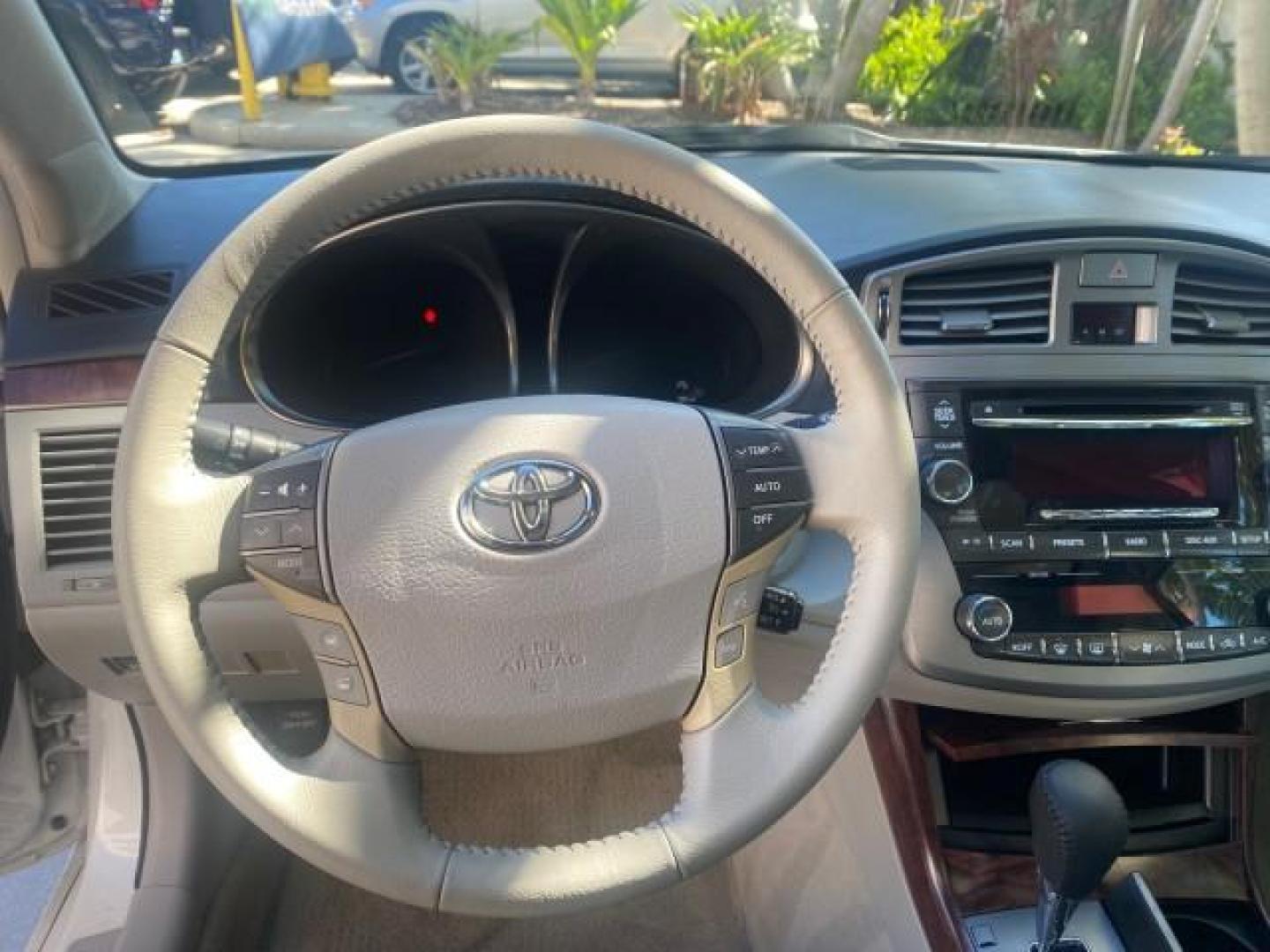 2011 Blizzard Pearl /Light Gray Toyota Avalon LOW MILES 75,626 40 SERVICES (4T1BK3DB4BU) with an 3.5L DOHC EFI 24-Valve V6 Engine engine, Automatic transmission, located at 4701 North Dixie Hwy, Pompano Beach, FL, 33064, (954) 422-2889, 26.240938, -80.123474 - OUR WEBPAGE FLORIDACARS1.COM HAS OVER 100 PHOTOS AND FREE CARFAX LINK 2011 TOYOTA AVALON LIMITED VIN: 4T1BK3DB4BU383335 4 T 1 B K 3 D B 4 B U 3 8 3 3 3 5 SEDAN 4 DR 3.5L V6 F DOHC 24V GASOLINE 29 MPG FRONT WHEEL DRIVE Features ABS Brakes Air Conditioning Alloy Wheels AM/FM Stereo Automatic Transmiss - Photo#49