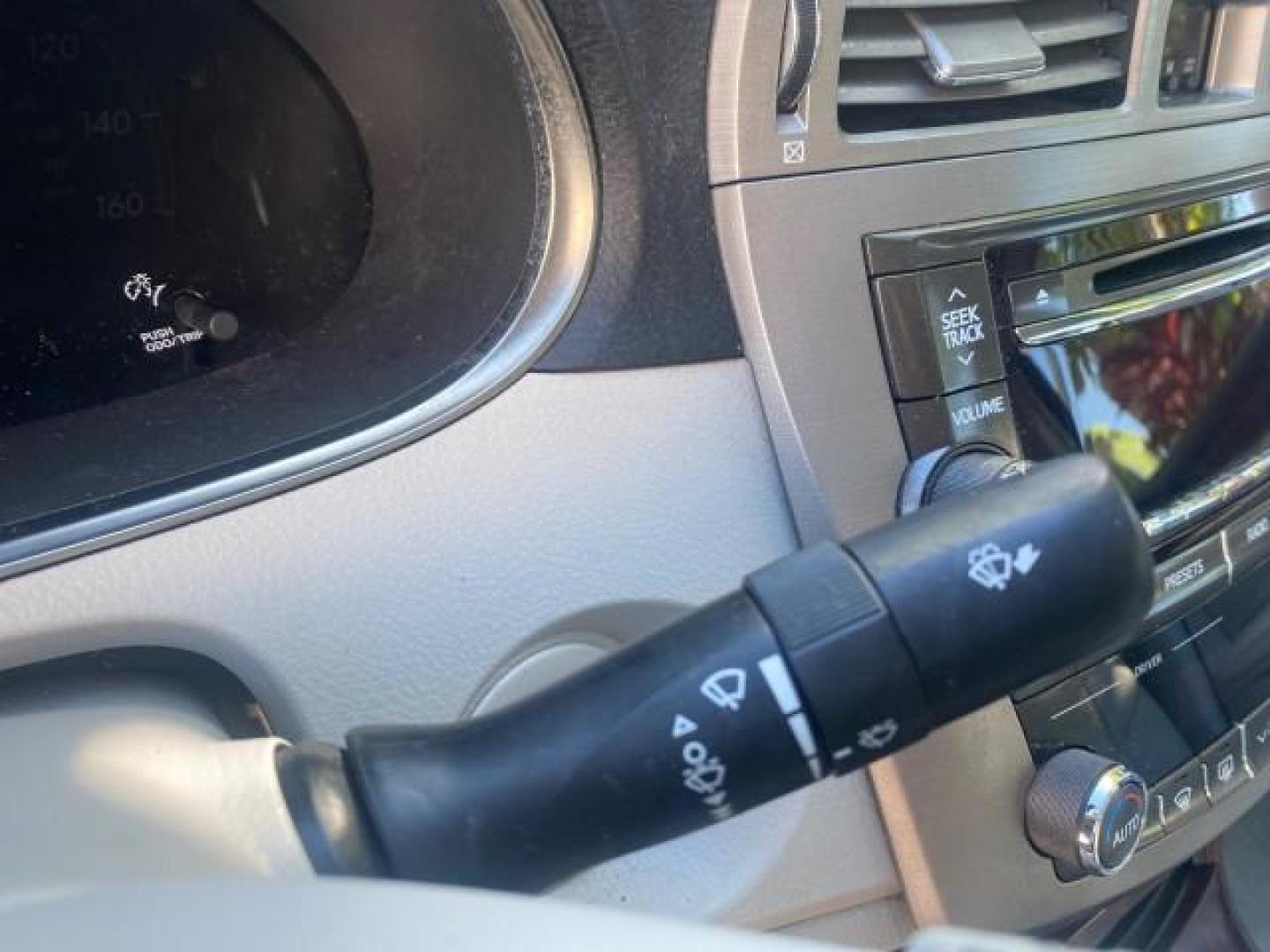 2011 Blizzard Pearl /Light Gray Toyota Avalon LOW MILES 75,626 40 SERVICES (4T1BK3DB4BU) with an 3.5L DOHC EFI 24-Valve V6 Engine engine, Automatic transmission, located at 4701 North Dixie Hwy, Pompano Beach, FL, 33064, (954) 422-2889, 26.240938, -80.123474 - OUR WEBPAGE FLORIDACARS1.COM HAS OVER 100 PHOTOS AND FREE CARFAX LINK 2011 TOYOTA AVALON LIMITED VIN: 4T1BK3DB4BU383335 4 T 1 B K 3 D B 4 B U 3 8 3 3 3 5 SEDAN 4 DR 3.5L V6 F DOHC 24V GASOLINE 29 MPG FRONT WHEEL DRIVE Features ABS Brakes Air Conditioning Alloy Wheels AM/FM Stereo Automatic Transmiss - Photo#54