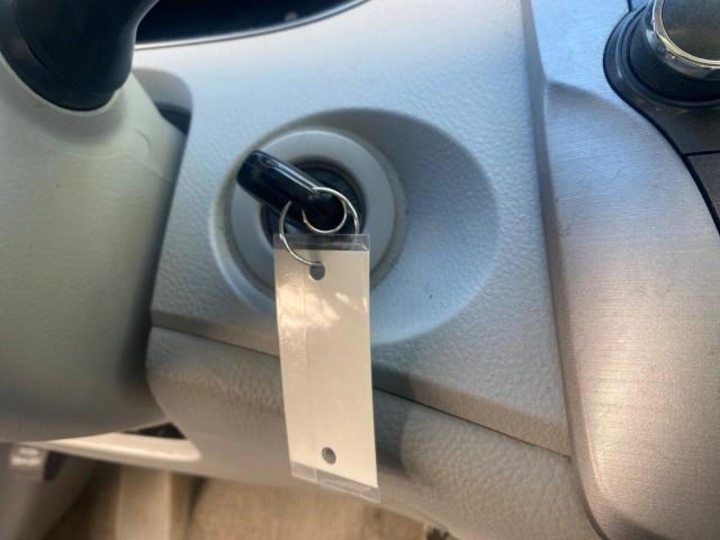 2011 Blizzard Pearl /Light Gray Toyota Avalon LOW MILES 75,626 40 SERVICES (4T1BK3DB4BU) with an 3.5L DOHC EFI 24-Valve V6 Engine engine, Automatic transmission, located at 4701 North Dixie Hwy, Pompano Beach, FL, 33064, (954) 422-2889, 26.240938, -80.123474 - OUR WEBPAGE FLORIDACARS1.COM HAS OVER 100 PHOTOS AND FREE CARFAX LINK 2011 TOYOTA AVALON LIMITED VIN: 4T1BK3DB4BU383335 4 T 1 B K 3 D B 4 B U 3 8 3 3 3 5 SEDAN 4 DR 3.5L V6 F DOHC 24V GASOLINE 29 MPG FRONT WHEEL DRIVE Features ABS Brakes Air Conditioning Alloy Wheels AM/FM Stereo Automatic Transmiss - Photo#55