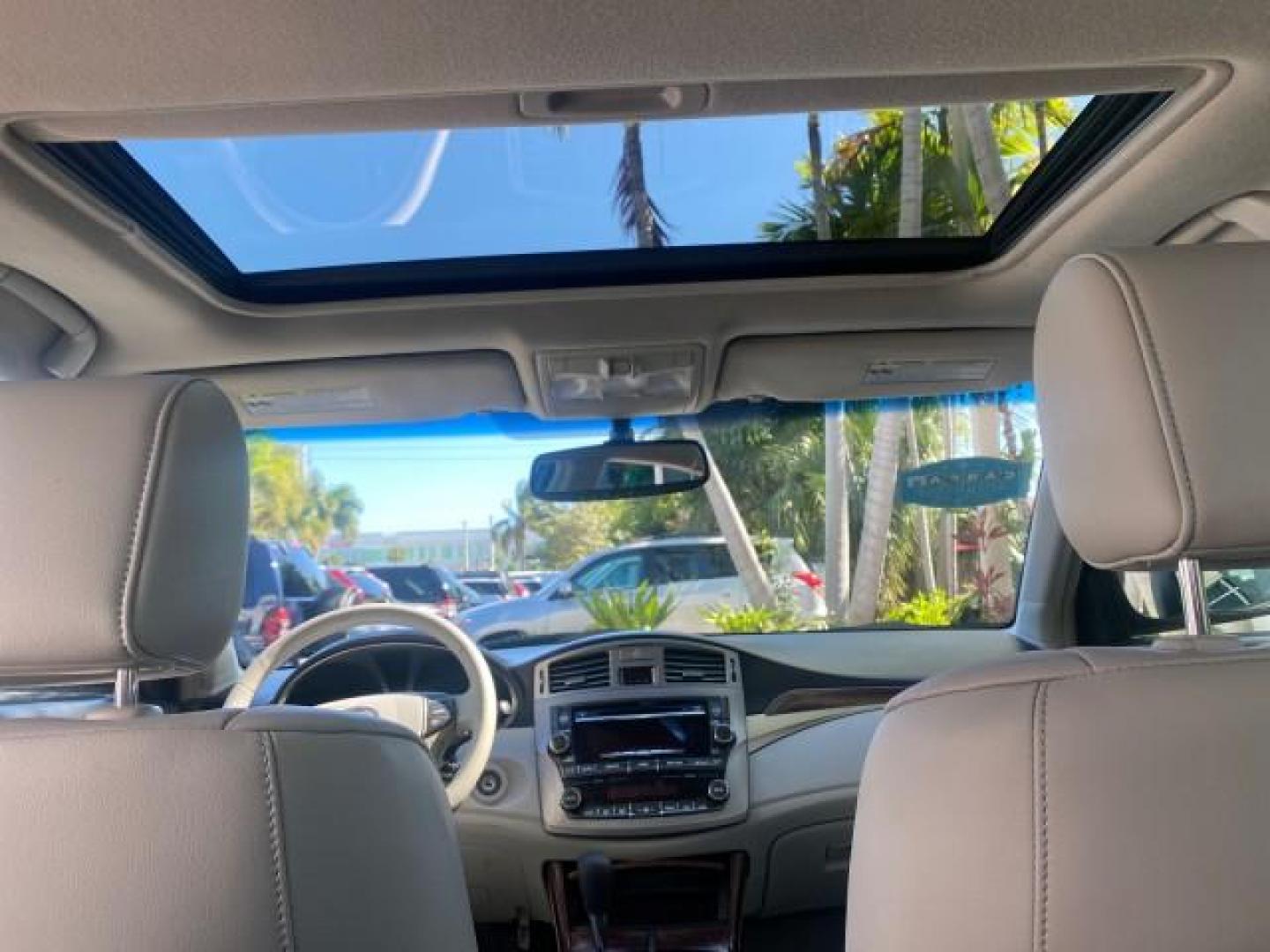 2011 Blizzard Pearl /Light Gray Toyota Avalon LOW MILES 75,626 40 SERVICES (4T1BK3DB4BU) with an 3.5L DOHC EFI 24-Valve V6 Engine engine, Automatic transmission, located at 4701 North Dixie Hwy, Pompano Beach, FL, 33064, (954) 422-2889, 26.240938, -80.123474 - OUR WEBPAGE FLORIDACARS1.COM HAS OVER 100 PHOTOS AND FREE CARFAX LINK 2011 TOYOTA AVALON LIMITED VIN: 4T1BK3DB4BU383335 4 T 1 B K 3 D B 4 B U 3 8 3 3 3 5 SEDAN 4 DR 3.5L V6 F DOHC 24V GASOLINE 29 MPG FRONT WHEEL DRIVE Features ABS Brakes Air Conditioning Alloy Wheels AM/FM Stereo Automatic Transmiss - Photo#84