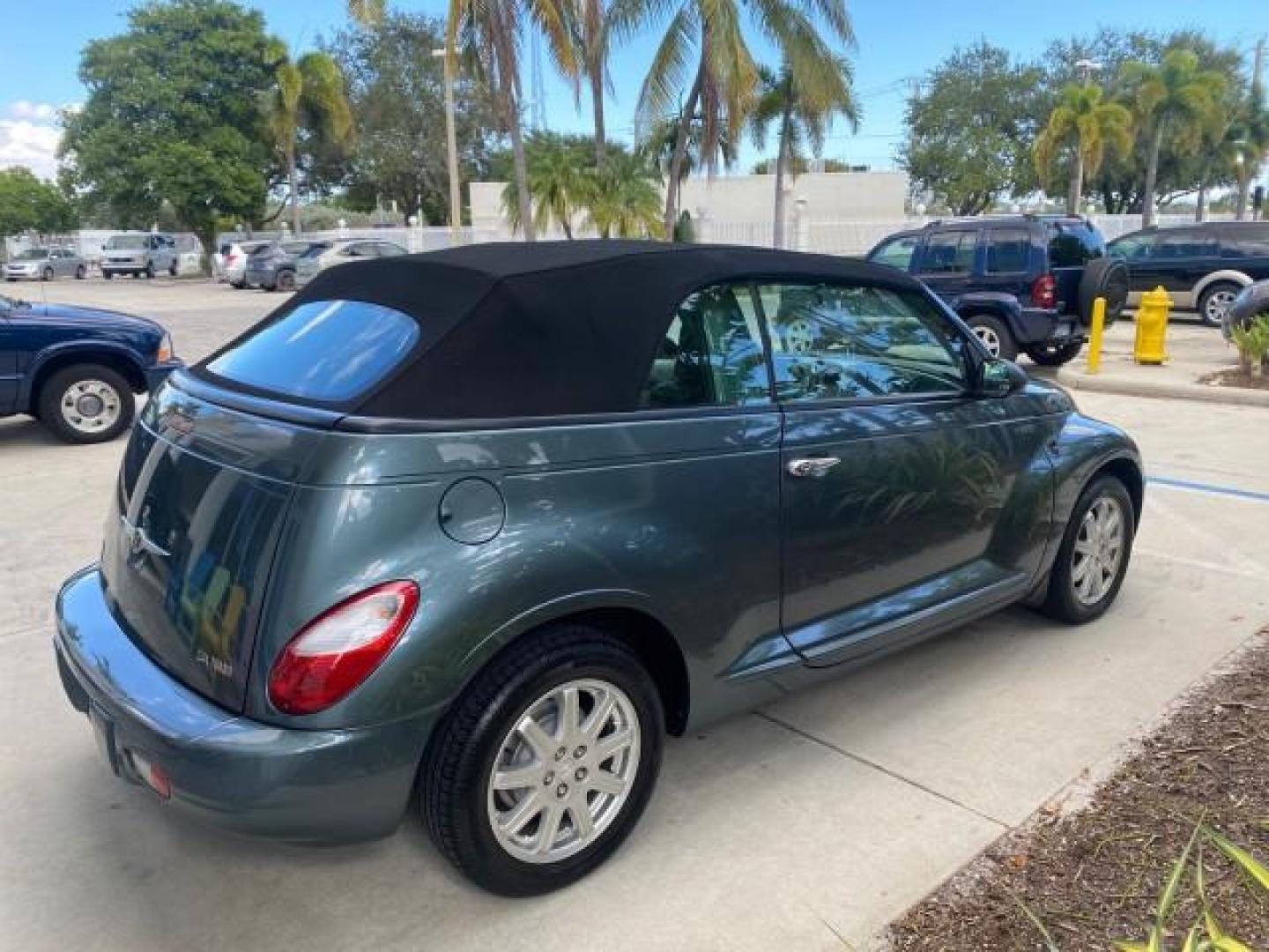 2006 Marine Blue Pearl /Pastel Slate Gray Chrysler PT Cruiser CONV Touring LOW MILES 36,241 (3C3JY55E06T) with an 2.4L DOHC SMPI 16-Valve I4 Engine engine, Automatic transmission, located at 4701 North Dixie Hwy, Pompano Beach, FL, 33064, (954) 422-2889, 26.240938, -80.123474 - OUR WEBPAGE FLORIDACARS1.COM HAS OVER 100 PHOTOS AND FREE CARFAX LINK 2006 CHRYSLER PT CRUISER TOURING TOP WORKS GREAT VIN: 3C3JY55E06T270148 3 C 3 J Y 5 5 E 0 6 T 2 7 0 1 4 8 CONVERTIBLE 2.4L I4 F DOHC 16V TURBO GASOLINE 26 MPG FRONT WHEEL DRIVE Features ABS Brakes Air Conditioning Alloy Wheels AM/ - Photo#7