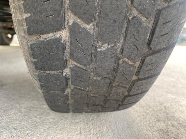 2002 Black Sand Pearl /Charcoal Toyota Tacoma 1 OWNER AUTO AC 4 CYL (5TENL42N02Z) with an 2.4L DOHC EFI 16-Valve I4 Engine engine, Automatic transmission, located at 4701 North Dixie Hwy, Pompano Beach, FL, 33064, (954) 422-2889, 26.240938, -80.123474 - OUR WEBPAGE FLORIDACARS1.COM HAS OVER 100 PHOTOS AND FREE CARFAX LINK 2002 TOYOTA TACOMA VIN: 5TENL42N02Z111289 5 T E N L 4 2 N 0 2 Z 1 1 1 2 8 9 PICKUP 2.4L I4 F DOHC GASOLINE 29 MPG REAR WHEEL DRIVE Features Air Conditioning AM/FM Stereo Automatic Transmission Bed Liner Cassette Player Cloth Seats - Photo#20