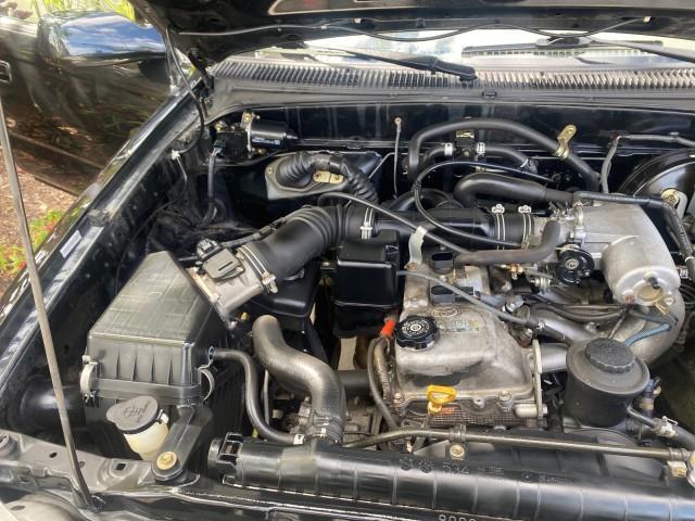 2002 Black Sand Pearl /Charcoal Toyota Tacoma 1 OWNER AUTO AC 4 CYL (5TENL42N02Z) with an 2.4L DOHC EFI 16-Valve I4 Engine engine, Automatic transmission, located at 4701 North Dixie Hwy, Pompano Beach, FL, 33064, (954) 422-2889, 26.240938, -80.123474 - OUR WEBPAGE FLORIDACARS1.COM HAS OVER 100 PHOTOS AND FREE CARFAX LINK 2002 TOYOTA TACOMA VIN: 5TENL42N02Z111289 5 T E N L 4 2 N 0 2 Z 1 1 1 2 8 9 PICKUP 2.4L I4 F DOHC GASOLINE 29 MPG REAR WHEEL DRIVE Features Air Conditioning AM/FM Stereo Automatic Transmission Bed Liner Cassette Player Cloth Seats - Photo#25