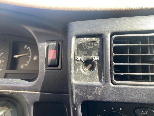 2002 Black Sand Pearl /Charcoal Toyota Tacoma 1 OWNER AUTO AC 4 CYL (5TENL42N02Z) with an 2.4L DOHC EFI 16-Valve I4 Engine engine, Automatic transmission, located at 4701 North Dixie Hwy, Pompano Beach, FL, 33064, (954) 422-2889, 26.240938, -80.123474 - OUR WEBPAGE FLORIDACARS1.COM HAS OVER 100 PHOTOS AND FREE CARFAX LINK 2002 TOYOTA TACOMA VIN: 5TENL42N02Z111289 5 T E N L 4 2 N 0 2 Z 1 1 1 2 8 9 PICKUP 2.4L I4 F DOHC GASOLINE 29 MPG REAR WHEEL DRIVE Features Air Conditioning AM/FM Stereo Automatic Transmission Bed Liner Cassette Player Cloth Seats - Photo#58