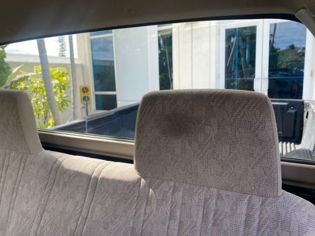 2002 Black Sand Pearl /Charcoal Toyota Tacoma 1 OWNER AUTO AC 4 CYL (5TENL42N02Z) with an 2.4L DOHC EFI 16-Valve I4 Engine engine, Automatic transmission, located at 4701 North Dixie Hwy, Pompano Beach, FL, 33064, (954) 422-2889, 26.240938, -80.123474 - OUR WEBPAGE FLORIDACARS1.COM HAS OVER 100 PHOTOS AND FREE CARFAX LINK 2002 TOYOTA TACOMA VIN: 5TENL42N02Z111289 5 T E N L 4 2 N 0 2 Z 1 1 1 2 8 9 PICKUP 2.4L I4 F DOHC GASOLINE 29 MPG REAR WHEEL DRIVE Features Air Conditioning AM/FM Stereo Automatic Transmission Bed Liner Cassette Player Cloth Seats - Photo#71