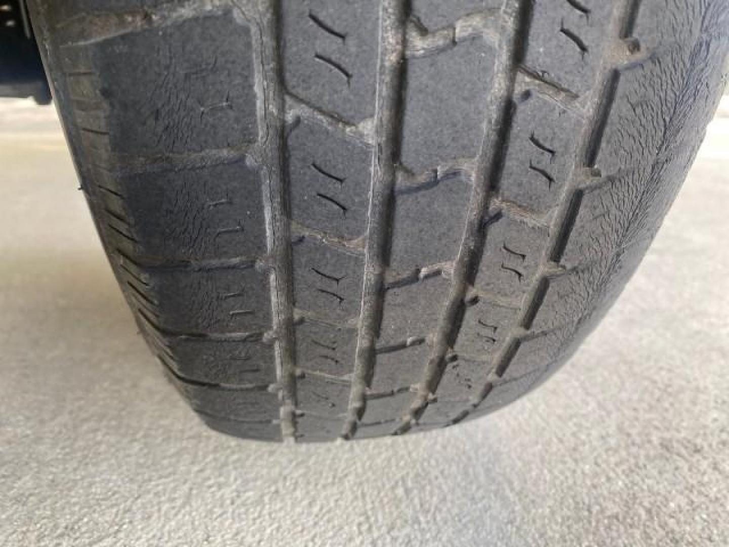 2002 Black Sand Pearl /Charcoal Toyota Tacoma 1 OWNER AUTO AC 4 CYL (5TENL42N02Z) with an 2.4L DOHC EFI 16-Valve I4 Engine engine, Automatic transmission, located at 4701 North Dixie Hwy, Pompano Beach, FL, 33064, (954) 422-2889, 26.240938, -80.123474 - OUR WEBPAGE FLORIDACARS1.COM HAS OVER 100 PHOTOS AND FREE CARFAX LINK 2002 TOYOTA TACOMA VIN: 5TENL42N02Z111289 5 T E N L 4 2 N 0 2 Z 1 1 1 2 8 9 PICKUP 2.4L I4 F DOHC GASOLINE 29 MPG REAR WHEEL DRIVE Features Air Conditioning AM/FM Stereo Automatic Transmission Bed Liner Cassette Player Cloth Seats - Photo#83