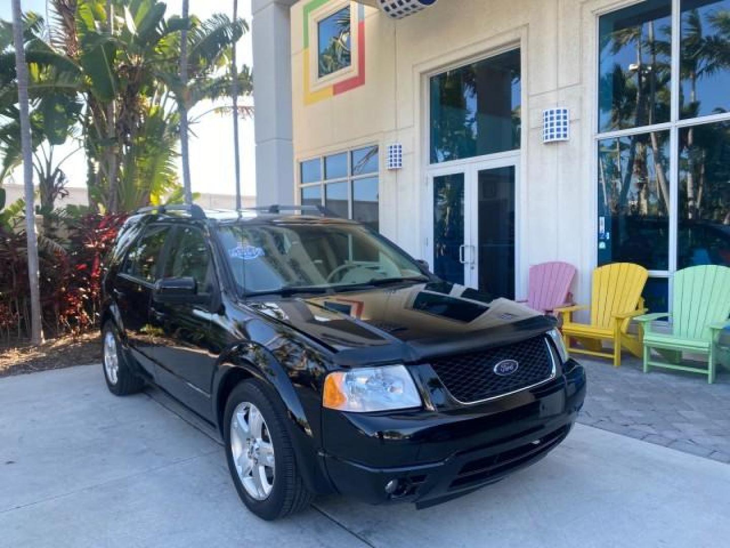2005 Black /Pebble Ford Freestyle Limited LOW MILES 69,845 1 OWNER AWD (1FMZK06165G) with an 3.0L SMPI 24-Valve V6 Duratec Engine engine, Automatic transmission, located at 4701 North Dixie Hwy, Pompano Beach, FL, 33064, (954) 422-2889, 26.240938, -80.123474 - OUR WEBPAGE FLORIDACARS1.COM HAS OVER 100 PHOTOS AND FREE CARFAX LINK 2005 FORD FREESTYLE LIMITED VIN: 1FMZK06165GA49599 1 F M Z K 0 6 1 6 5 G A 4 9 5 9 9 4 DOOR WAGON/SPORT UTILITY 3.0L V6 F DOHC GASOLINE 24 MPG ALL WHEEL DRIVE Features 4WD/AWD ABS Brakes Air Conditioning Alloy Wheels AM/FM Stereo - Photo#1