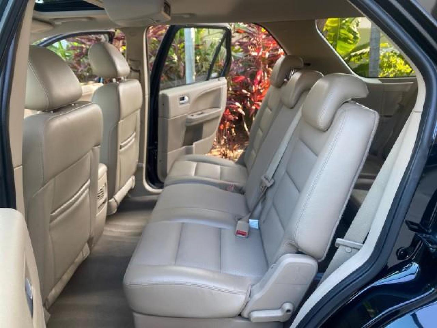 2005 Black /Pebble Ford Freestyle Limited LOW MILES 69,845 1 OWNER AWD (1FMZK06165G) with an 3.0L SMPI 24-Valve V6 Duratec Engine engine, Automatic transmission, located at 4701 North Dixie Hwy, Pompano Beach, FL, 33064, (954) 422-2889, 26.240938, -80.123474 - OUR WEBPAGE FLORIDACARS1.COM HAS OVER 100 PHOTOS AND FREE CARFAX LINK 2005 FORD FREESTYLE LIMITED VIN: 1FMZK06165GA49599 1 F M Z K 0 6 1 6 5 G A 4 9 5 9 9 4 DOOR WAGON/SPORT UTILITY 3.0L V6 F DOHC GASOLINE 24 MPG ALL WHEEL DRIVE Features 4WD/AWD ABS Brakes Air Conditioning Alloy Wheels AM/FM Stereo - Photo#14