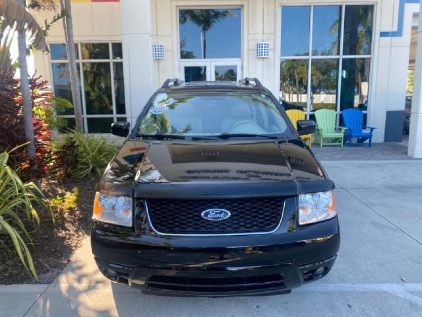 2005 Black /Pebble Ford Freestyle Limited LOW MILES 69,845 1 OWNER AWD (1FMZK06165G) with an 3.0L SMPI 24-Valve V6 Duratec Engine engine, Automatic transmission, located at 4701 North Dixie Hwy, Pompano Beach, FL, 33064, (954) 422-2889, 26.240938, -80.123474 - OUR WEBPAGE FLORIDACARS1.COM HAS OVER 100 PHOTOS AND FREE CARFAX LINK 2005 FORD FREESTYLE LIMITED VIN: 1FMZK06165GA49599 1 F M Z K 0 6 1 6 5 G A 4 9 5 9 9 4 DOOR WAGON/SPORT UTILITY 3.0L V6 F DOHC GASOLINE 24 MPG ALL WHEEL DRIVE Features 4WD/AWD ABS Brakes Air Conditioning Alloy Wheels AM/FM Stereo - Photo#28
