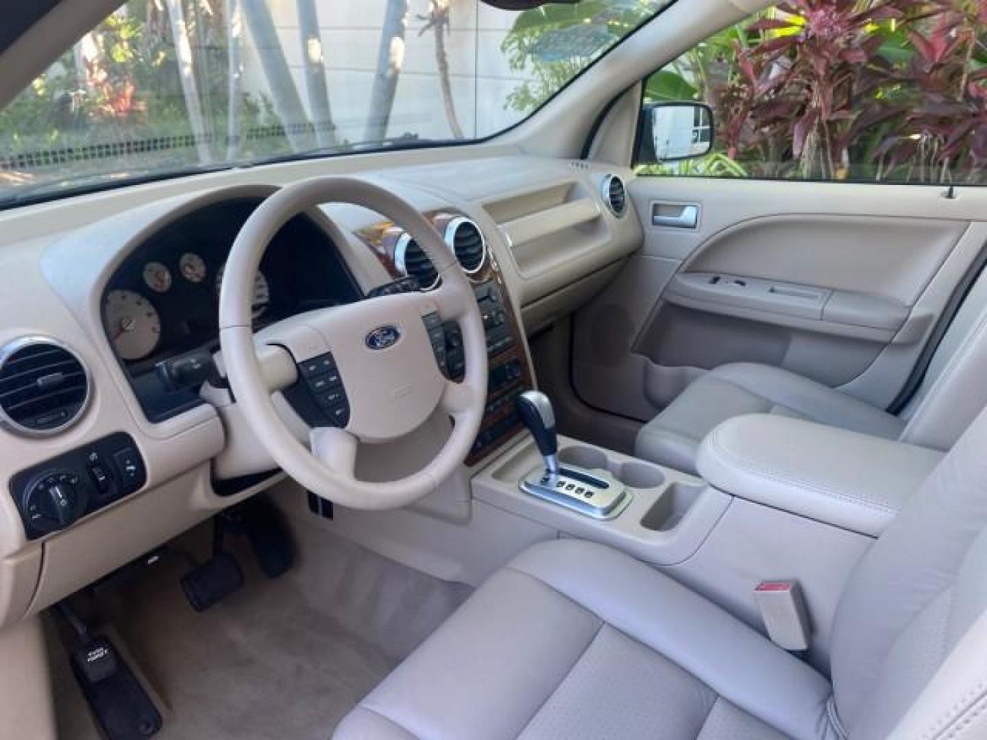 2005 Black /Pebble Ford Freestyle Limited LOW MILES 69,845 1 OWNER AWD (1FMZK06165G) with an 3.0L SMPI 24-Valve V6 Duratec Engine engine, Automatic transmission, located at 4701 North Dixie Hwy, Pompano Beach, FL, 33064, (954) 422-2889, 26.240938, -80.123474 - OUR WEBPAGE FLORIDACARS1.COM HAS OVER 100 PHOTOS AND FREE CARFAX LINK 2005 FORD FREESTYLE LIMITED VIN: 1FMZK06165GA49599 1 F M Z K 0 6 1 6 5 G A 4 9 5 9 9 4 DOOR WAGON/SPORT UTILITY 3.0L V6 F DOHC GASOLINE 24 MPG ALL WHEEL DRIVE Features 4WD/AWD ABS Brakes Air Conditioning Alloy Wheels AM/FM Stereo - Photo#47