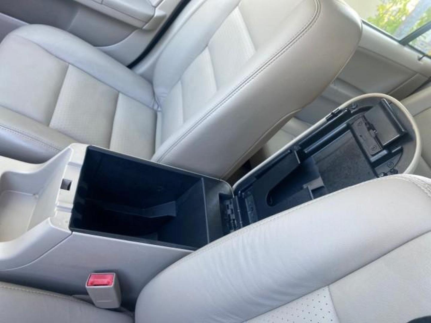 2005 Black /Pebble Ford Freestyle Limited LOW MILES 69,845 1 OWNER AWD (1FMZK06165G) with an 3.0L SMPI 24-Valve V6 Duratec Engine engine, Automatic transmission, located at 4701 North Dixie Hwy, Pompano Beach, FL, 33064, (954) 422-2889, 26.240938, -80.123474 - OUR WEBPAGE FLORIDACARS1.COM HAS OVER 100 PHOTOS AND FREE CARFAX LINK 2005 FORD FREESTYLE LIMITED VIN: 1FMZK06165GA49599 1 F M Z K 0 6 1 6 5 G A 4 9 5 9 9 4 DOOR WAGON/SPORT UTILITY 3.0L V6 F DOHC GASOLINE 24 MPG ALL WHEEL DRIVE Features 4WD/AWD ABS Brakes Air Conditioning Alloy Wheels AM/FM Stereo - Photo#65