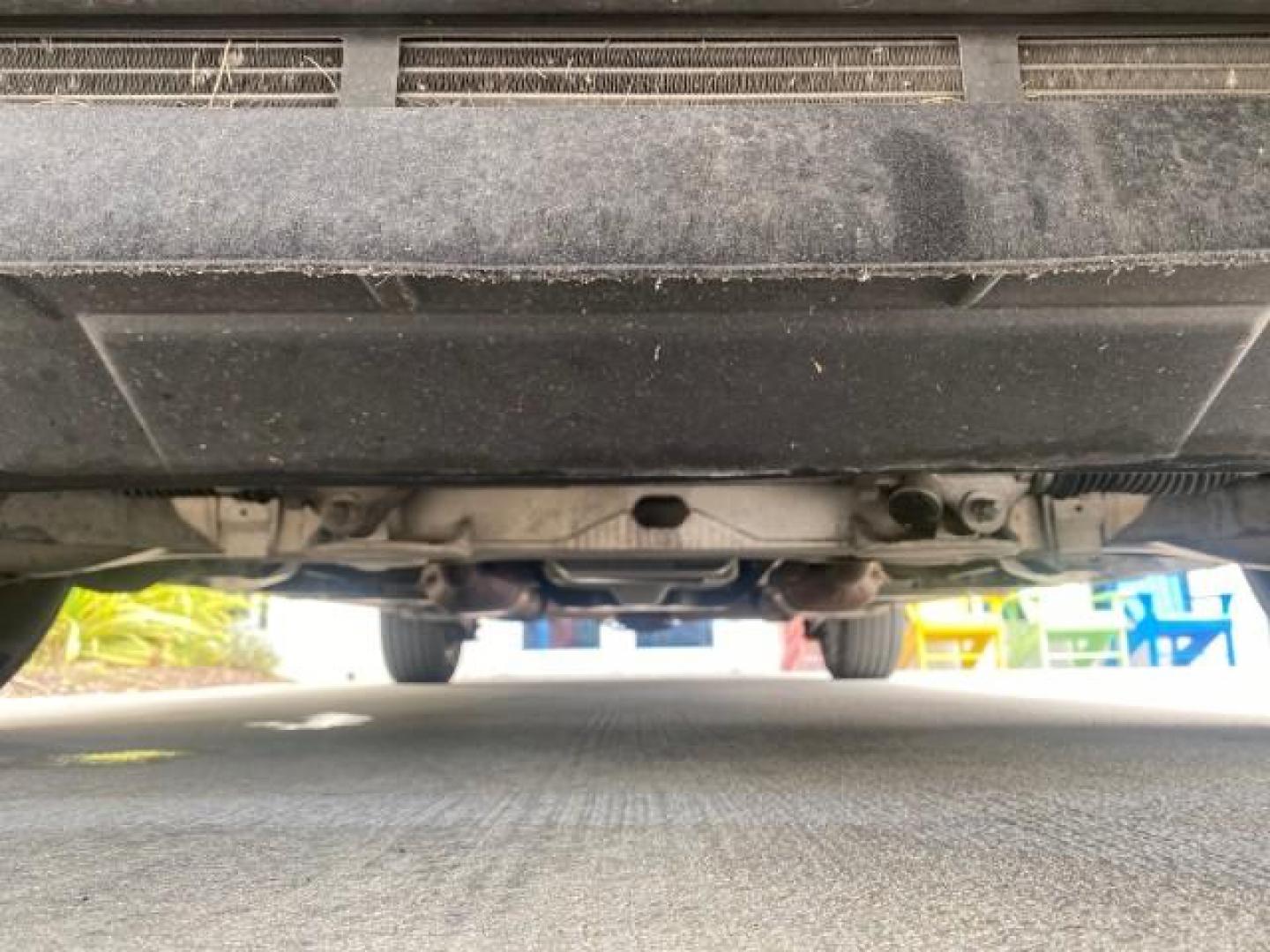 2009 Silver Birch Metallic /Black Lincoln Town Car Signature Limited LOW MILES 50,225 (2LNHM82V49X) with an 4.6L SOHC EFI V8 FFV Engine engine, Automatic transmission, located at 4701 North Dixie Hwy, Pompano Beach, FL, 33064, (954) 422-2889, 26.240938, -80.123474 - OUR WEBPAGE FLORIDACARS1.COM HAS OVER 100 PHOTOS AND FREE CARFAX LINK 2009 LINCOLN TOWN CAR SIGNATURE LIMITED VIN: 2LNHM82V49X626935 2 L N H M 8 2 V 4 9 X 6 2 6 9 3 5 SEDAN 4 DR 4.6L V8 F SOHC 16V FLEX FUEL 24 MPG REAR WHEEL DRIVE Features ABS Brakes Air Conditioning Alloy Wheels AM/FM Stereo Audiop - Photo#21