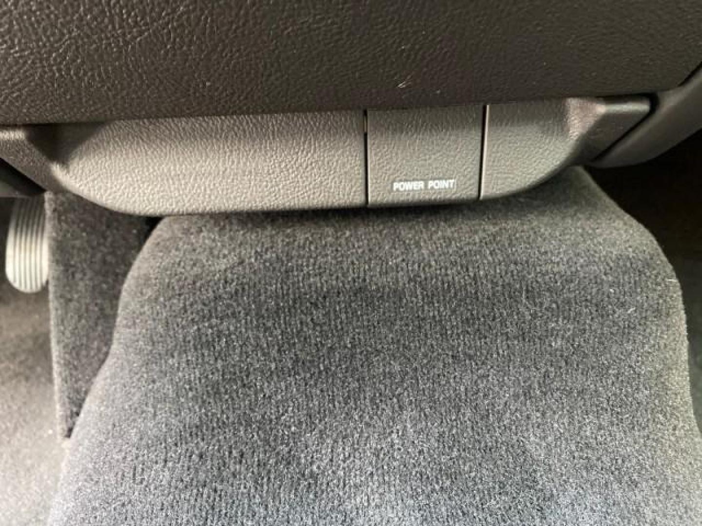 2009 Silver Birch Metallic /Black Lincoln Town Car Signature Limited LOW MILES 50,225 (2LNHM82V49X) with an 4.6L SOHC EFI V8 FFV Engine engine, Automatic transmission, located at 4701 North Dixie Hwy, Pompano Beach, FL, 33064, (954) 422-2889, 26.240938, -80.123474 - OUR WEBPAGE FLORIDACARS1.COM HAS OVER 100 PHOTOS AND FREE CARFAX LINK 2009 LINCOLN TOWN CAR SIGNATURE LIMITED VIN: 2LNHM82V49X626935 2 L N H M 8 2 V 4 9 X 6 2 6 9 3 5 SEDAN 4 DR 4.6L V8 F SOHC 16V FLEX FUEL 24 MPG REAR WHEEL DRIVE Features ABS Brakes Air Conditioning Alloy Wheels AM/FM Stereo Audiop - Photo#64