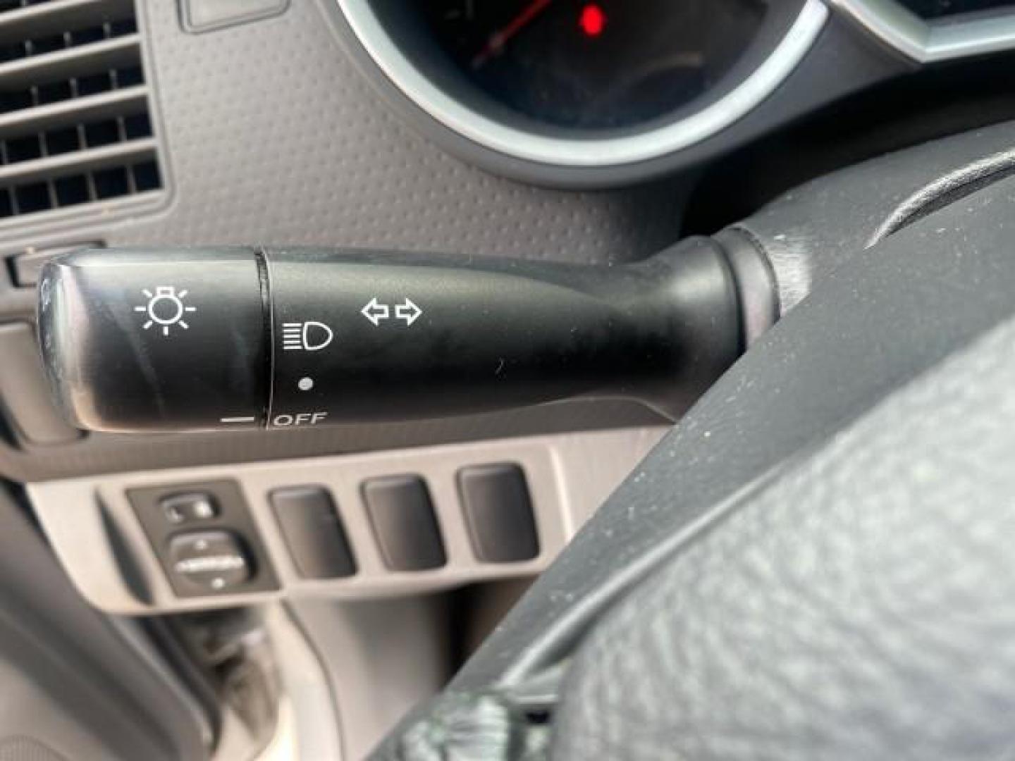 2007 Silver Streak Mica /Gray Toyota Tacoma LOW MILES 28,699 1 OWNER 4 DR (5TETX22N67Z) with an 2.7L DOHC EFI 16-Valve I4 VVT-i Engine engine, Automatic transmission, located at 4701 North Dixie Hwy, Pompano Beach, FL, 33064, (954) 422-2889, 26.240938, -80.123474 - OUR WEBPAGE FLORIDACARS1.COM HAS OVER 100 PHOTOS AND FREE CARFAX LINK 2007 TOYOTA TACOMA VIN: 5TETX22N67Z458097 5 T E T X 2 2 N 6 7 Z 4 5 8 0 9 7 CLUB CAB PICKUP 2.7L I4 F DOHC 16V GASOLINE 28 MPG REAR WHEEL DRIVE Features ABS Brakes Air Conditioning AM/FM Stereo Automatic Transmission CD Audio Clot - Photo#50