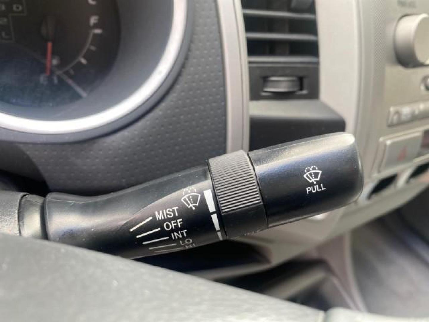 2007 Silver Streak Mica /Gray Toyota Tacoma LOW MILES 28,699 1 OWNER 4 DR (5TETX22N67Z) with an 2.7L DOHC EFI 16-Valve I4 VVT-i Engine engine, Automatic transmission, located at 4701 North Dixie Hwy, Pompano Beach, FL, 33064, (954) 422-2889, 26.240938, -80.123474 - OUR WEBPAGE FLORIDACARS1.COM HAS OVER 100 PHOTOS AND FREE CARFAX LINK 2007 TOYOTA TACOMA VIN: 5TETX22N67Z458097 5 T E T X 2 2 N 6 7 Z 4 5 8 0 9 7 CLUB CAB PICKUP 2.7L I4 F DOHC 16V GASOLINE 28 MPG REAR WHEEL DRIVE Features ABS Brakes Air Conditioning AM/FM Stereo Automatic Transmission CD Audio Clot - Photo#51