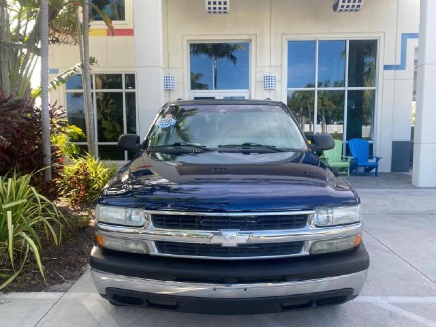 2001 Indigo Blue Metallic /Tan/Neutral Chevrolet Suburban LT 1 OWNER 44 SERVICES NO ACCIDENTS (3GNFK16T41G) with an 5.3L Vortec 1000 SFI V8 Engine engine, Automatic transmission, located at 4701 North Dixie Hwy, Pompano Beach, FL, 33064, (954) 422-2889, 26.240938, -80.123474 - OUR WEBPAGE FLORIDACARS1.COM HAS OVER 100 PHOTOS AND FREE CARFAX LINK 2001 CHEVROLET SUBURBAN 1500 4 WHEEL DRIVE CLOTH LOADED - LIKE NEW VIN: 3GNFK16T41G205451 3 G N F K 1 6 T 4 1 G 2 0 5 4 5 1 4 DOOR WAGON/SPORT UTILITY 5.3L V8 F OHV GASOLINE 18 MPG REAR WHEEL DRIVE W/ 4X4 Features ABS Brakes Air C - Photo#28