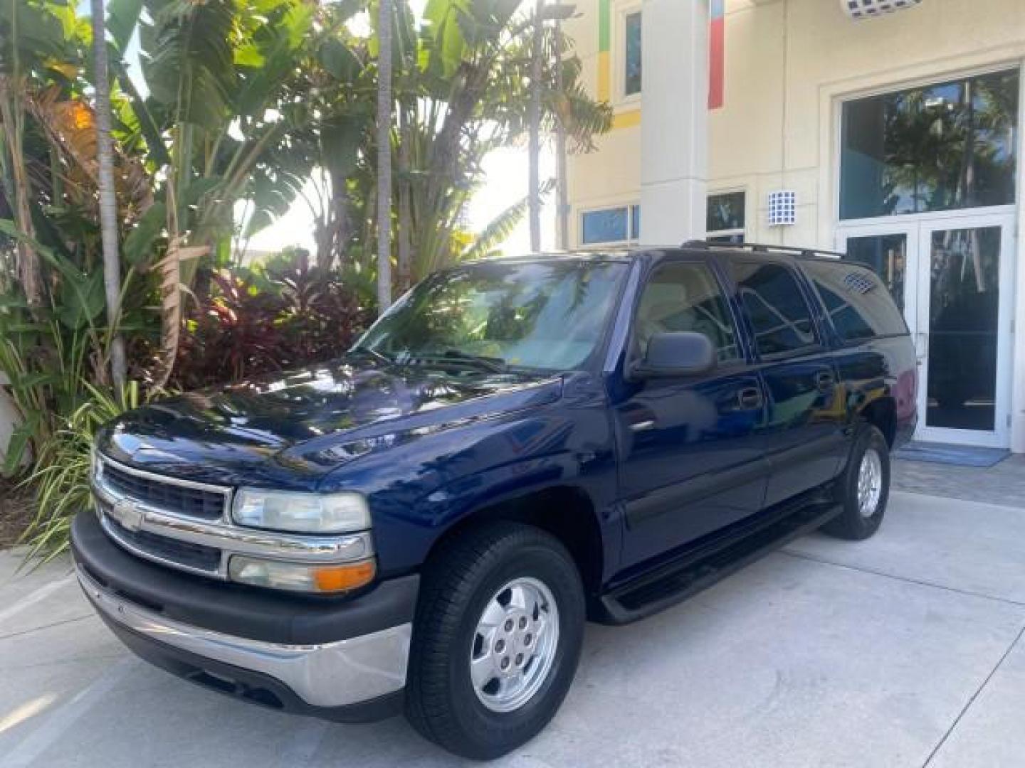 2001 Indigo Blue Metallic /Tan/Neutral Chevrolet Suburban LT 1 OWNER 44 SERVICES NO ACCIDENTS (3GNFK16T41G) with an 5.3L Vortec 1000 SFI V8 Engine engine, Automatic transmission, located at 4701 North Dixie Hwy, Pompano Beach, FL, 33064, (954) 422-2889, 26.240938, -80.123474 - OUR WEBPAGE FLORIDACARS1.COM HAS OVER 100 PHOTOS AND FREE CARFAX LINK 2001 CHEVROLET SUBURBAN 1500 4 WHEEL DRIVE CLOTH LOADED - LIKE NEW VIN: 3GNFK16T41G205451 3 G N F K 1 6 T 4 1 G 2 0 5 4 5 1 4 DOOR WAGON/SPORT UTILITY 5.3L V8 F OHV GASOLINE 18 MPG REAR WHEEL DRIVE W/ 4X4 Features ABS Brakes Air C - Photo#30
