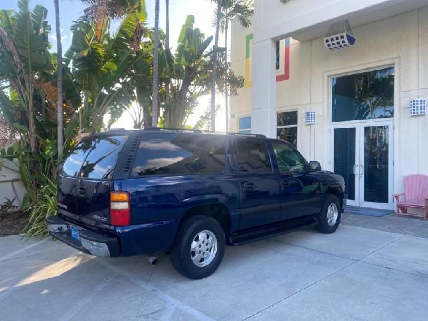 2001 Indigo Blue Metallic /Tan/Neutral Chevrolet Suburban LT 1 OWNER 44 SERVICES NO ACCIDENTS (3GNFK16T41G) with an 5.3L Vortec 1000 SFI V8 Engine engine, Automatic transmission, located at 4701 North Dixie Hwy, Pompano Beach, FL, 33064, (954) 422-2889, 26.240938, -80.123474 - OUR WEBPAGE FLORIDACARS1.COM HAS OVER 100 PHOTOS AND FREE CARFAX LINK 2001 CHEVROLET SUBURBAN 1500 4 WHEEL DRIVE CLOTH LOADED - LIKE NEW VIN: 3GNFK16T41G205451 3 G N F K 1 6 T 4 1 G 2 0 5 4 5 1 4 DOOR WAGON/SPORT UTILITY 5.3L V8 F OHV GASOLINE 18 MPG REAR WHEEL DRIVE W/ 4X4 Features ABS Brakes Air C - Photo#96