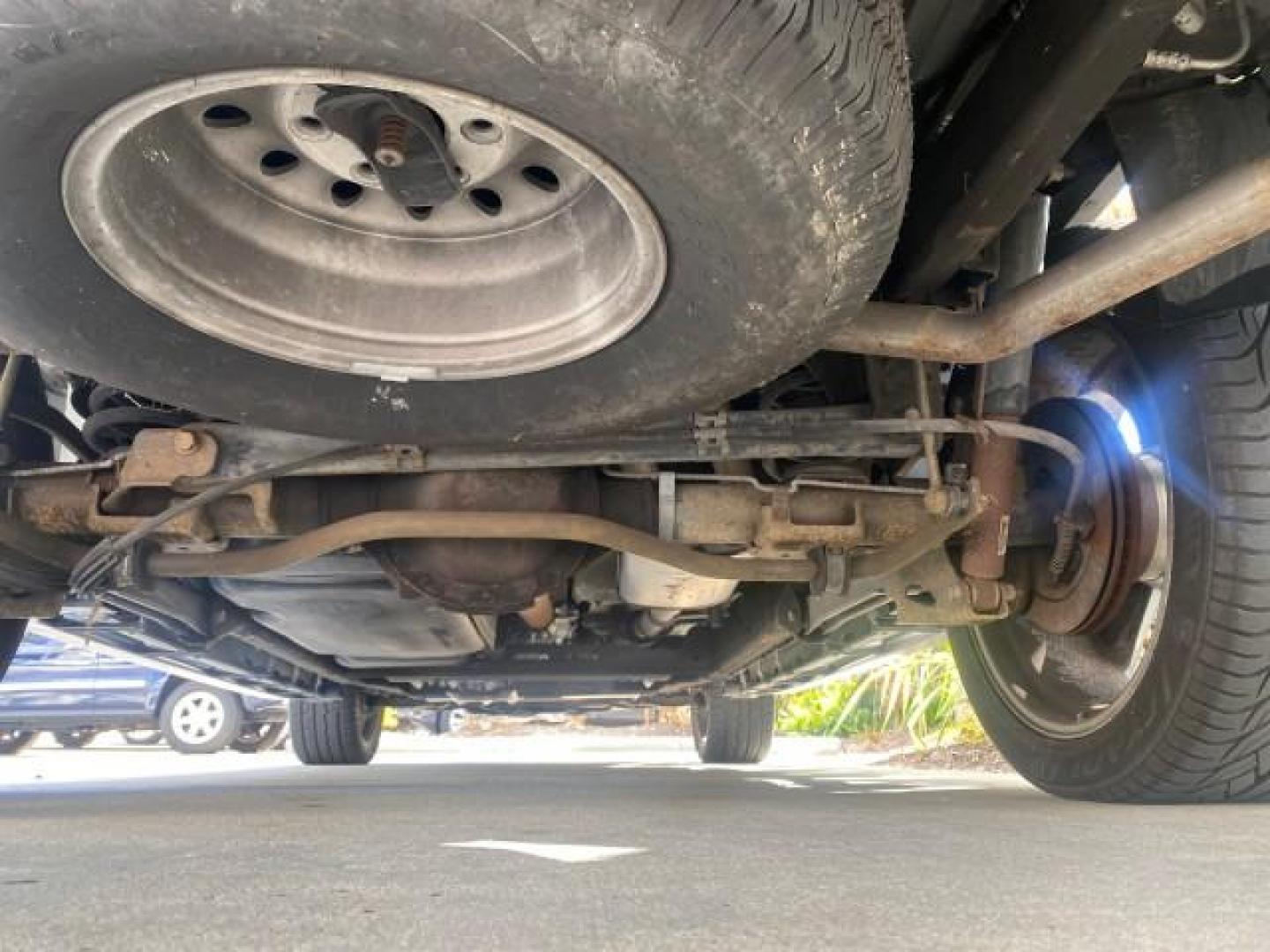 2001 Onyx Black /Graphite/Med Gray Chevrolet Suburban LT Z71 1 FL 4WD 44 SERVICES NO ACCIDENTS (3GNFK16T41G) with an 5.3L Vortec 1000 SFI V8 Engine engine, Automatic transmission, located at 4701 North Dixie Hwy, Pompano Beach, FL, 33064, (954) 422-2889, 26.240938, -80.123474 - OUR WEBPAGE FLORIDACARS1.COM HAS OVER 100 PHOTOS AND FREE CARFAX LINK 2001 CHEVROLET SUBURBAN 1500 Z71 4 WHEEL DRIVE LEATHER LOADED SUNROOF IMMACULATE VIN: 3GNFK16T41G205451 3 G N F K 1 6 T 4 1 G 2 0 5 4 5 1 4 DOOR WAGON/SPORT UTILITY 5.3L V8 F OHV GASOLINE 18 MPG REAR WHEEL DRIVE W/ 4X4 Features 4W - Photo#22