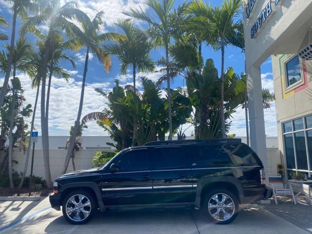 2001 Onyx Black /Graphite/Med Gray Chevrolet Suburban LT Z71 1 FL 4WD 44 SERVICES NO ACCIDENTS (3GNFK16T41G) with an 5.3L Vortec 1000 SFI V8 Engine engine, Automatic transmission, located at 4701 North Dixie Hwy, Pompano Beach, FL, 33064, (954) 422-2889, 26.240938, -80.123474 - OUR WEBPAGE FLORIDACARS1.COM HAS OVER 100 PHOTOS AND FREE CARFAX LINK 2001 CHEVROLET SUBURBAN 1500 Z71 4 WHEEL DRIVE LEATHER LOADED SUNROOF IMMACULATE VIN: 3GNFK16T41G205451 3 G N F K 1 6 T 4 1 G 2 0 5 4 5 1 4 DOOR WAGON/SPORT UTILITY 5.3L V8 F OHV GASOLINE 18 MPG REAR WHEEL DRIVE W/ 4X4 Features 4W - Photo#31