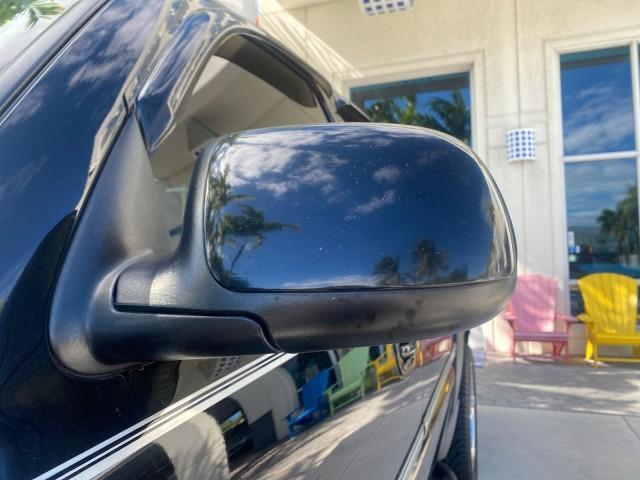 2001 Onyx Black /Graphite/Med Gray Chevrolet Suburban LT Z71 1 FL 4WD 44 SERVICES NO ACCIDENTS (3GNFK16T41G) with an 5.3L Vortec 1000 SFI V8 Engine engine, Automatic transmission, located at 4701 North Dixie Hwy, Pompano Beach, FL, 33064, (954) 422-2889, 26.240938, -80.123474 - OUR WEBPAGE FLORIDACARS1.COM HAS OVER 100 PHOTOS AND FREE CARFAX LINK 2001 CHEVROLET SUBURBAN 1500 Z71 4 WHEEL DRIVE LEATHER LOADED SUNROOF IMMACULATE VIN: 3GNFK16T41G205451 3 G N F K 1 6 T 4 1 G 2 0 5 4 5 1 4 DOOR WAGON/SPORT UTILITY 5.3L V8 F OHV GASOLINE 18 MPG REAR WHEEL DRIVE W/ 4X4 Features 4W - Photo#41