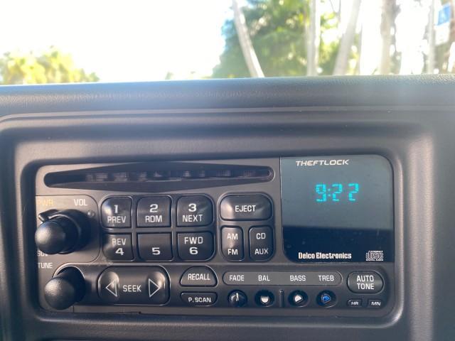 2001 Onyx Black /Graphite/Med Gray Chevrolet Suburban LT Z71 1 FL 4WD 44 SERVICES NO ACCIDENTS (3GNFK16T41G) with an 5.3L Vortec 1000 SFI V8 Engine engine, Automatic transmission, located at 4701 North Dixie Hwy, Pompano Beach, FL, 33064, (954) 422-2889, 26.240938, -80.123474 - OUR WEBPAGE FLORIDACARS1.COM HAS OVER 100 PHOTOS AND FREE CARFAX LINK 2001 CHEVROLET SUBURBAN 1500 Z71 4 WHEEL DRIVE LEATHER LOADED SUNROOF IMMACULATE VIN: 3GNFK16T41G205451 3 G N F K 1 6 T 4 1 G 2 0 5 4 5 1 4 DOOR WAGON/SPORT UTILITY 5.3L V8 F OHV GASOLINE 18 MPG REAR WHEEL DRIVE W/ 4X4 Features 4W - Photo#59