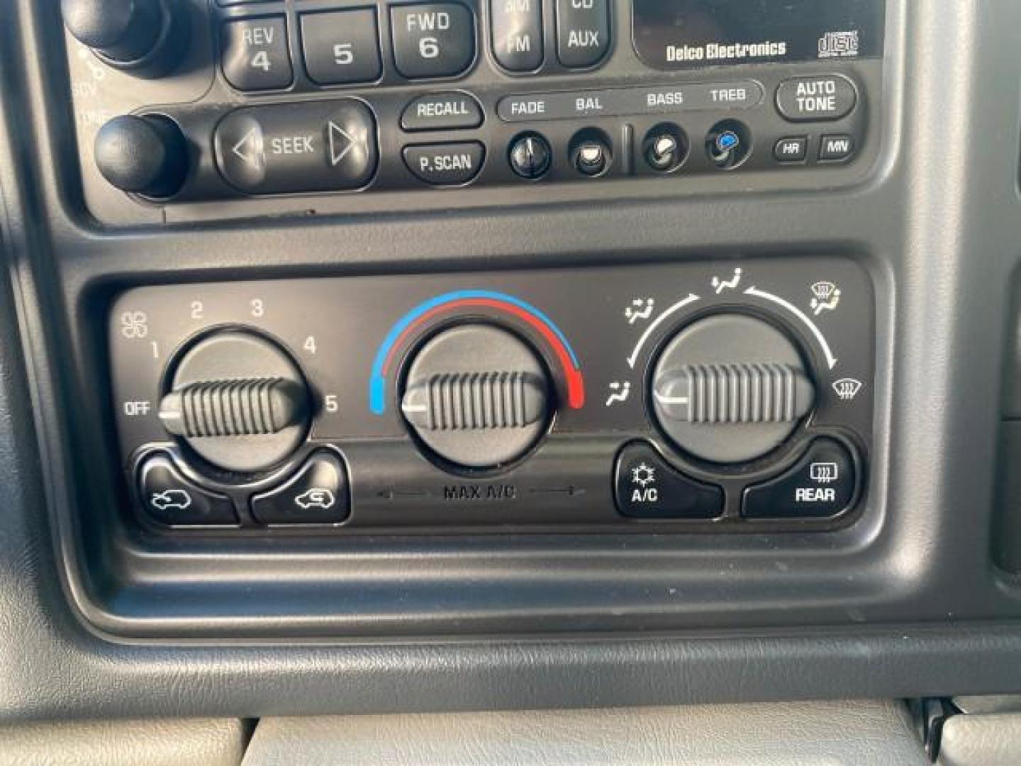 2001 Onyx Black /Graphite/Med Gray Chevrolet Suburban LT Z71 1 FL 4WD 44 SERVICES NO ACCIDENTS (3GNFK16T41G) with an 5.3L Vortec 1000 SFI V8 Engine engine, Automatic transmission, located at 4701 North Dixie Hwy, Pompano Beach, FL, 33064, (954) 422-2889, 26.240938, -80.123474 - OUR WEBPAGE FLORIDACARS1.COM HAS OVER 100 PHOTOS AND FREE CARFAX LINK 2001 CHEVROLET SUBURBAN 1500 Z71 4 WHEEL DRIVE LEATHER LOADED SUNROOF IMMACULATE VIN: 3GNFK16T41G205451 3 G N F K 1 6 T 4 1 G 2 0 5 4 5 1 4 DOOR WAGON/SPORT UTILITY 5.3L V8 F OHV GASOLINE 18 MPG REAR WHEEL DRIVE W/ 4X4 Features 4W - Photo#60